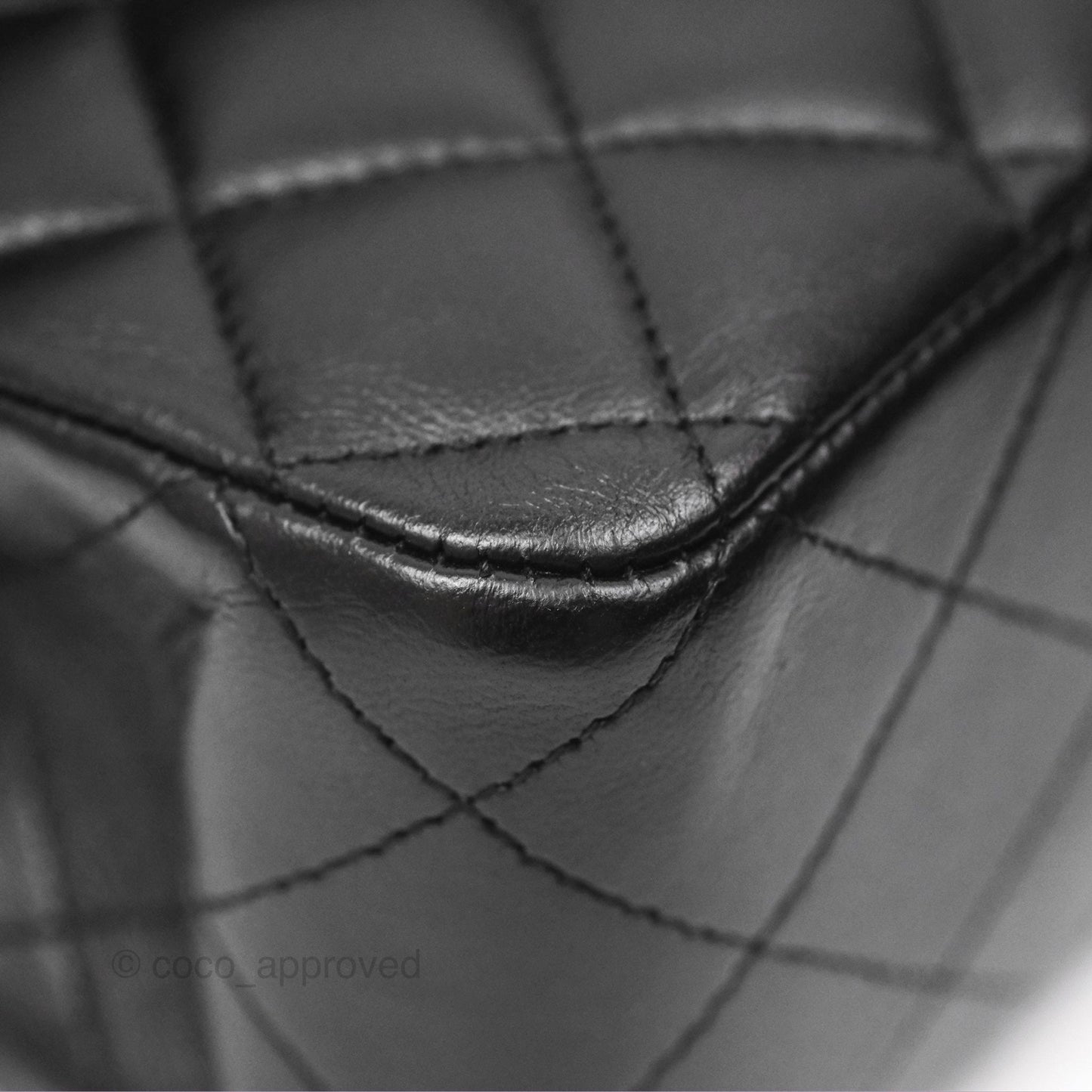 Chanel Classic M/L Medium Flap Quilted Black Lambskin 24K Gold Hardware