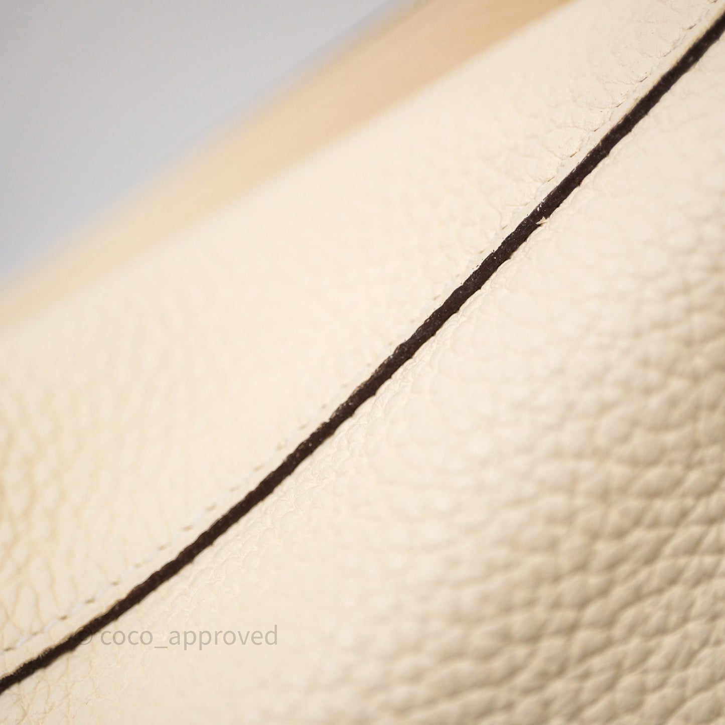 Hermès Lindy 26 Nata I2 Taurillon Clemence Palladium Hardware