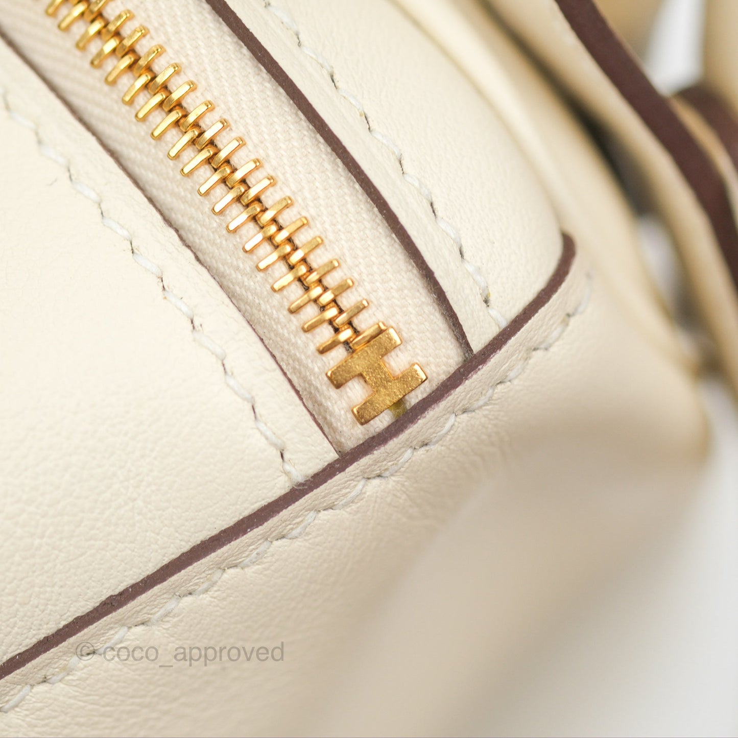 Hermès Lindy 26 Nata/Lime Swift Gold Hardware