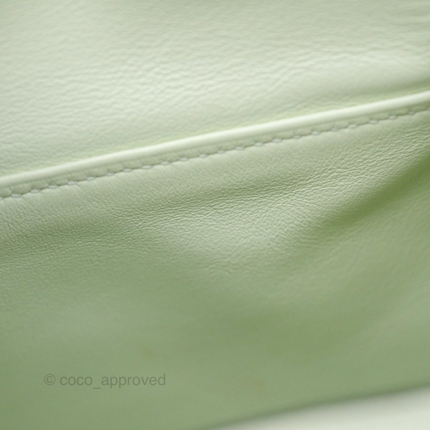 Hermès Mini Lindy Touch Vert Fizz 0S Swift Alligator Handle Gold Hardware