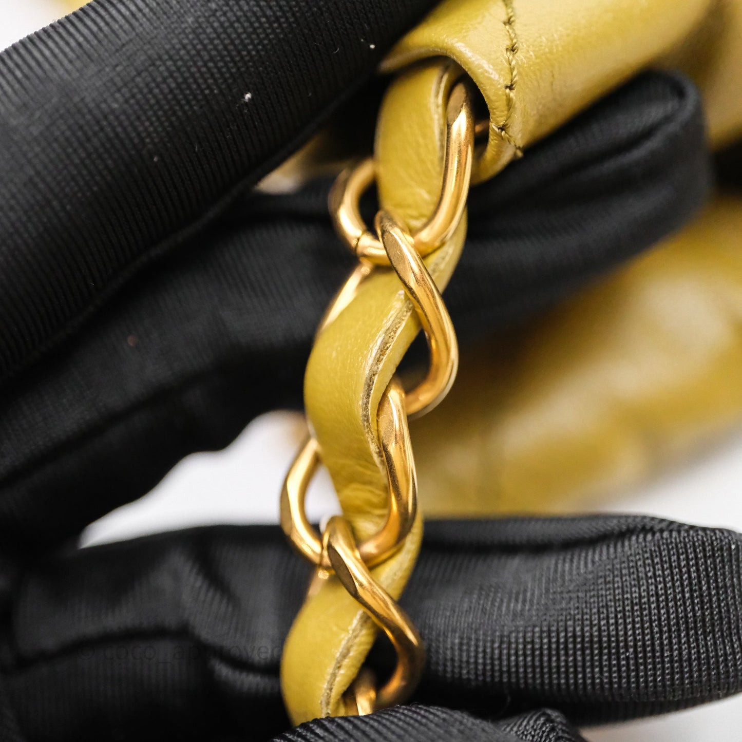 Chanel 22 Bag Medium Crumpled Olive Green Calfskin Aged Gold Hardware