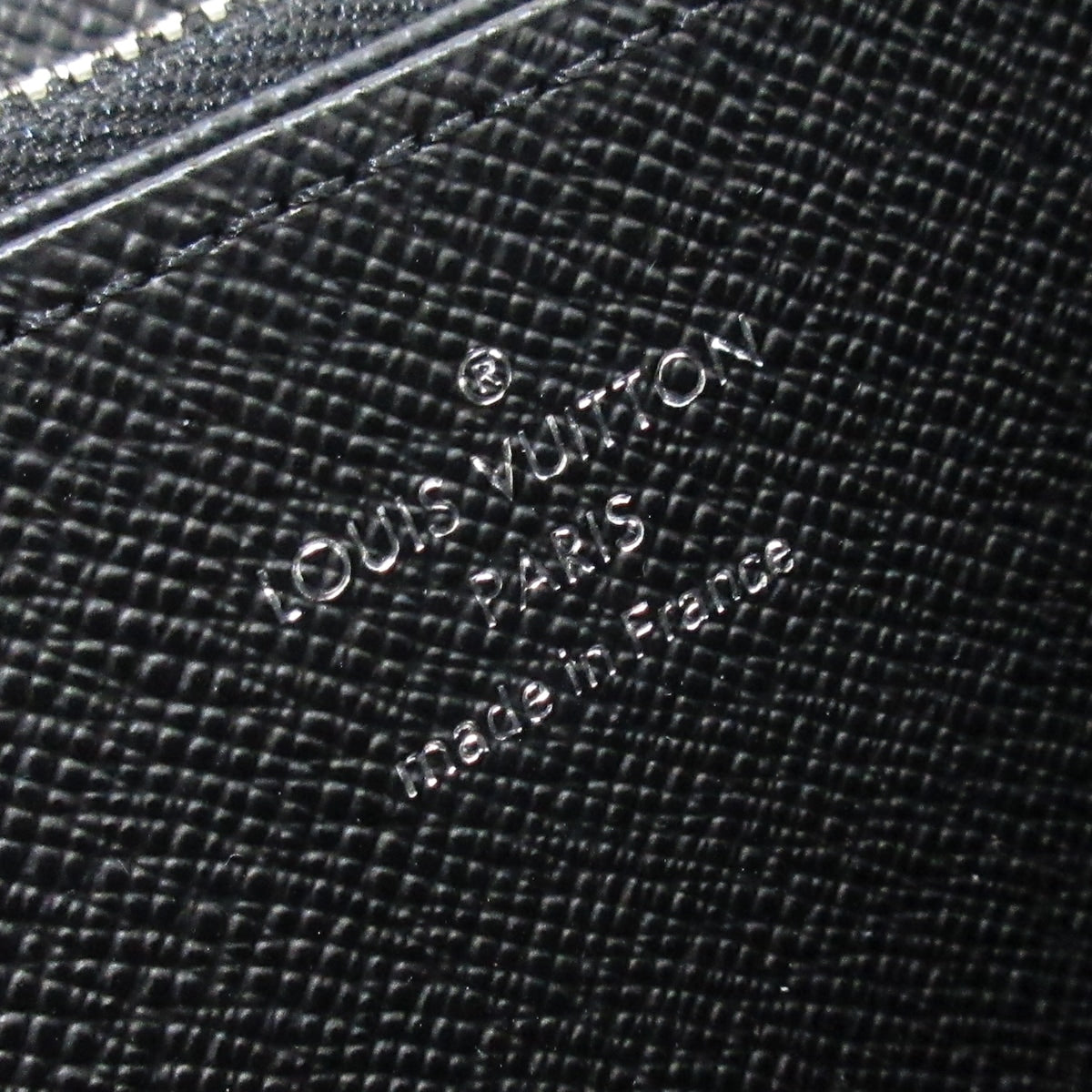 Louis Vuitton Zippy Wallet  Leather Wallet  ()