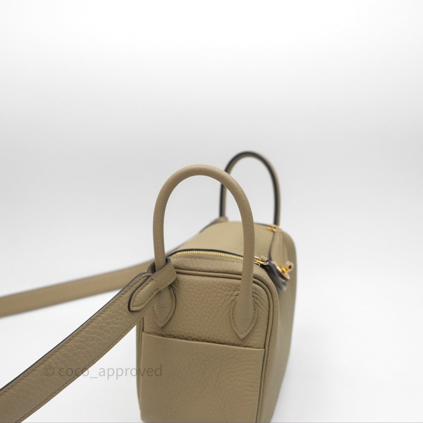 Hermès Mini Lindy 20 Beige Marfa 8Q Clemence Gold Hardware