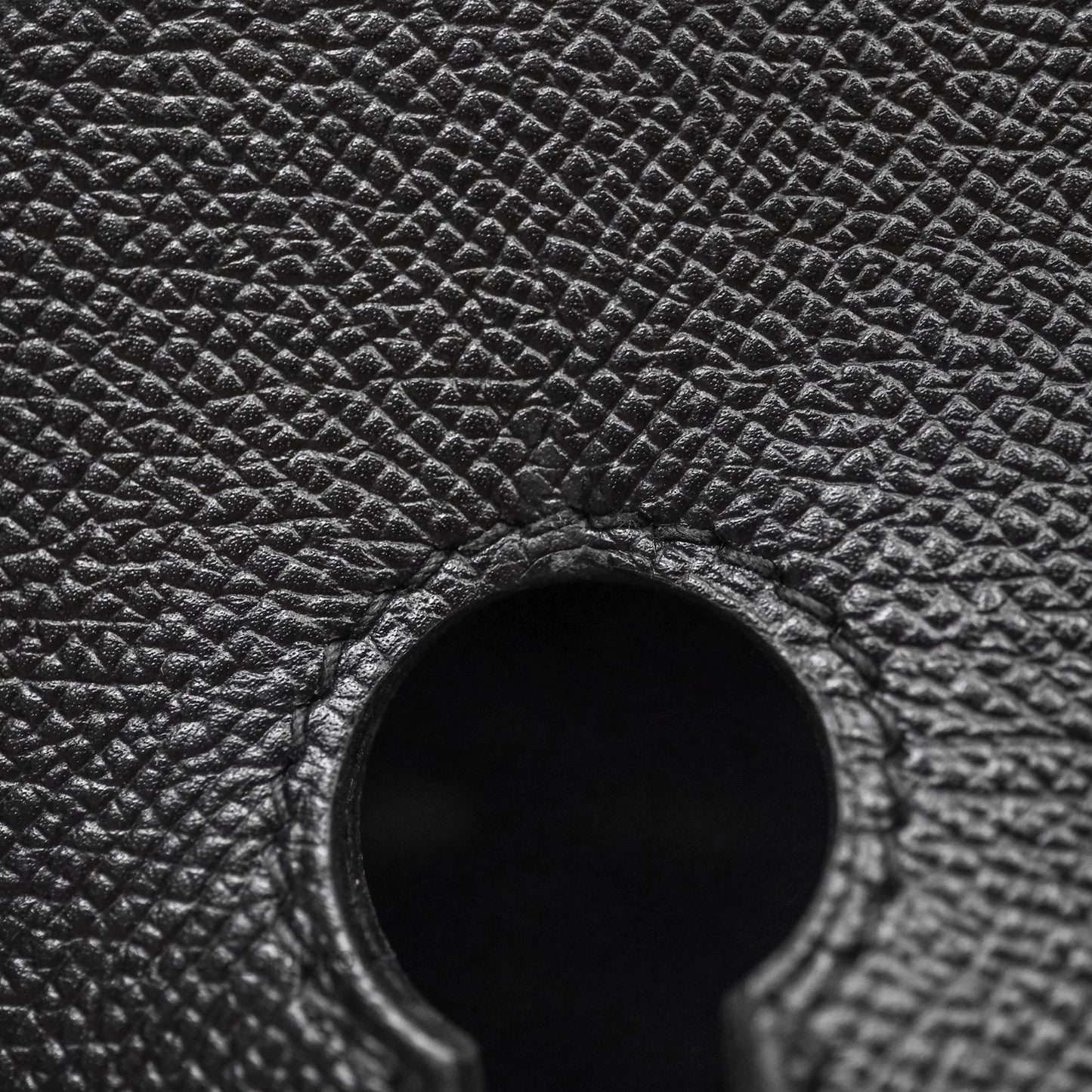 Hermès Birkin 35 Black Noir 89 Epsom Gold Hardware