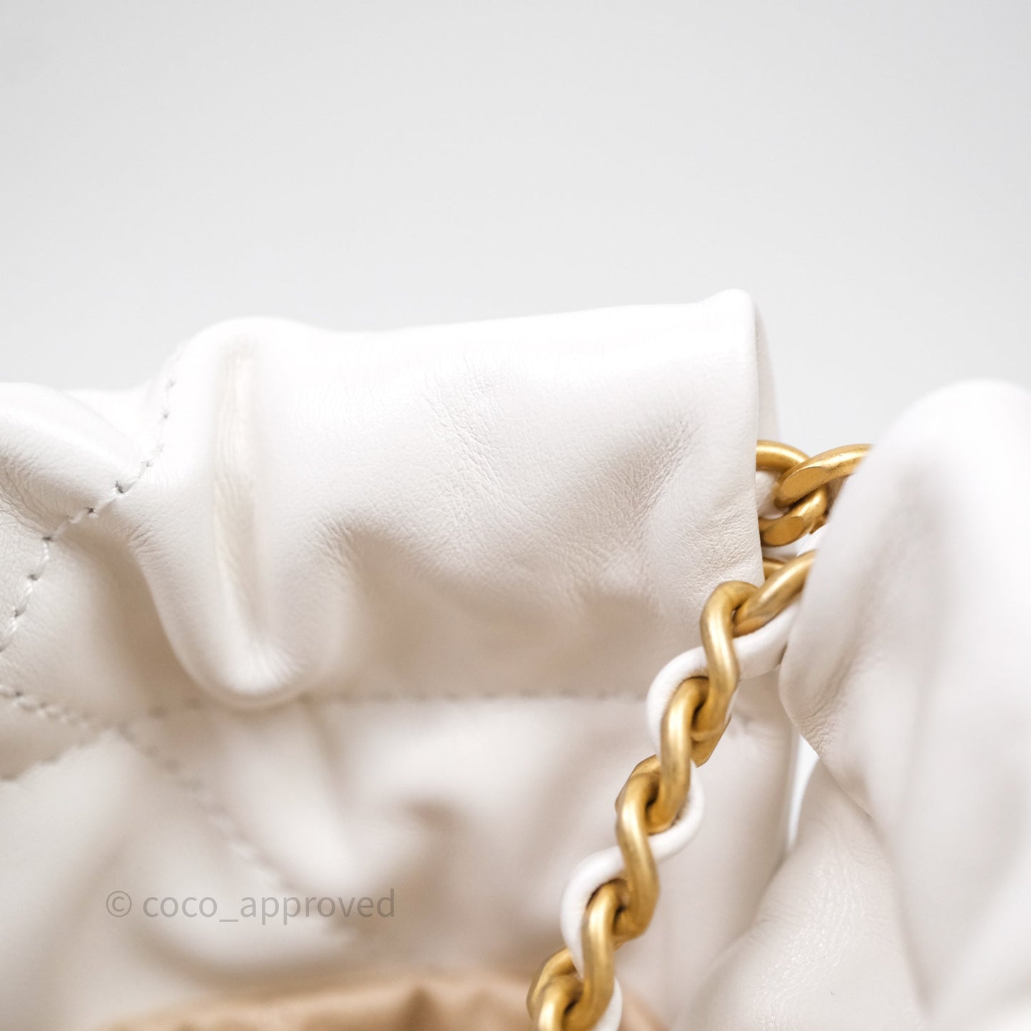 Chanel 22 Mini Bag White Shiny Crumpled Calfskin