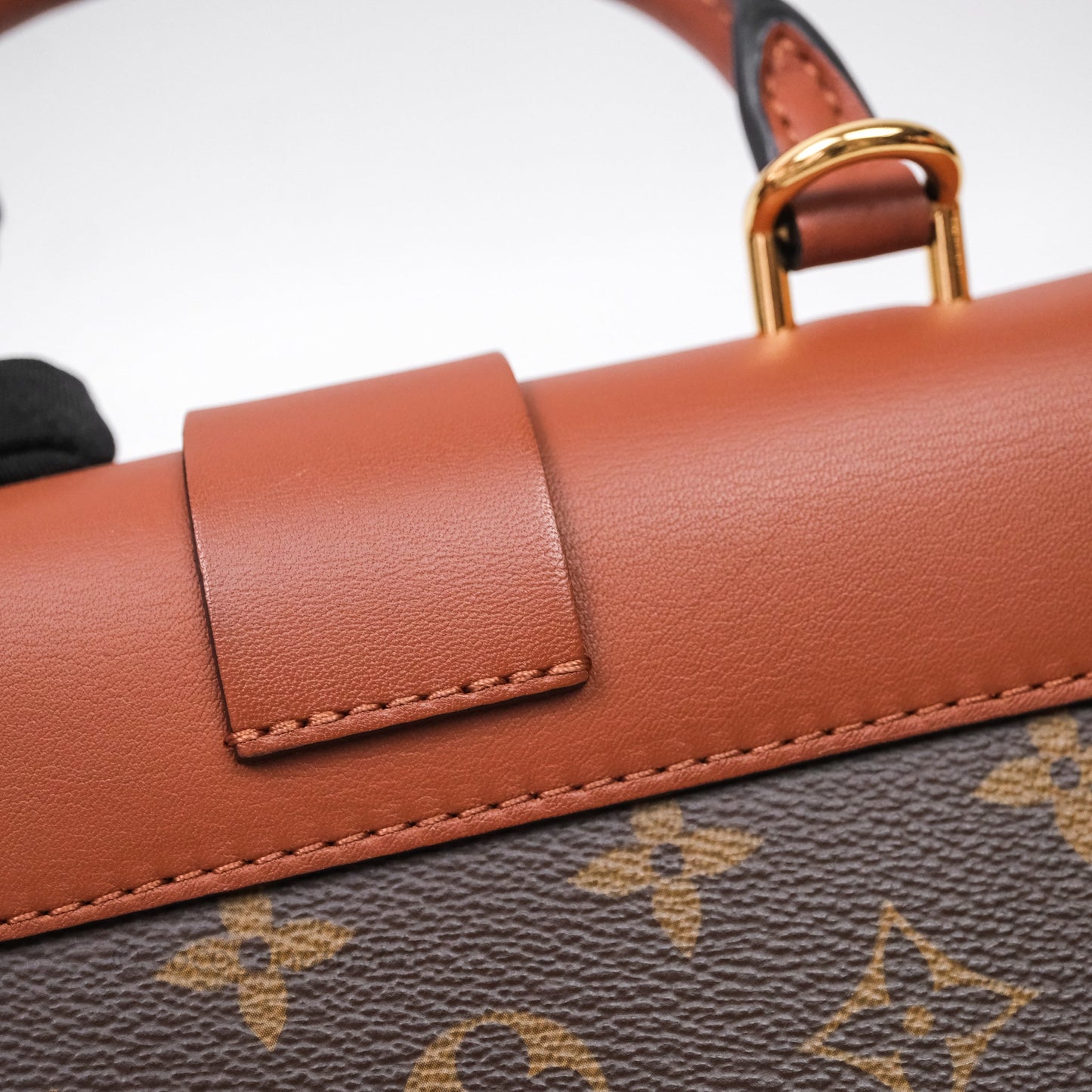 Louis Vuitton Monogram Locky BB Caramel