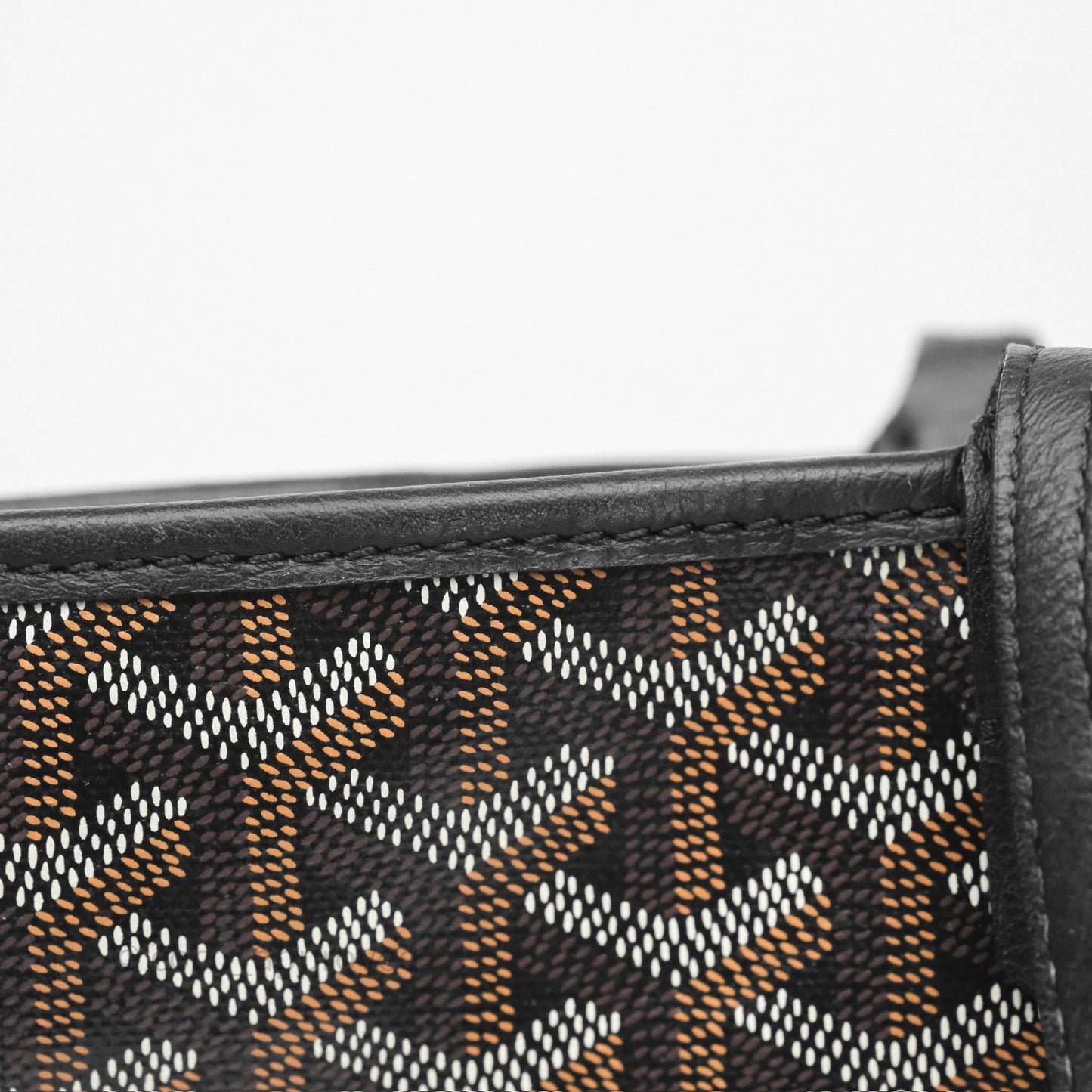 Goyard Artois Tote PM⁣⁣⁣⁣⁣⁣⁣⁣⁣⁣⁣⁣⁣⁣⁣⁣⁣⁣⁣⁣ Goyardine Canvas Black