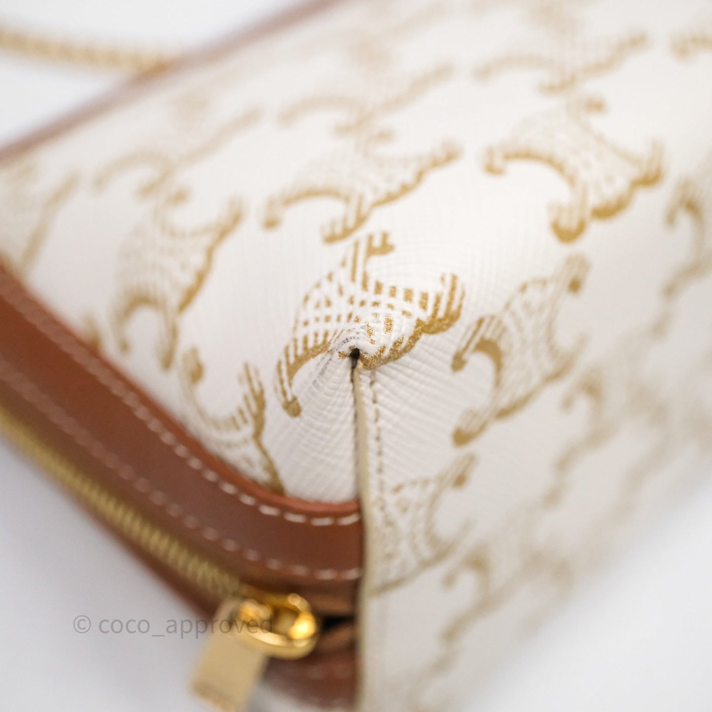 Celine Clutch With Chain Triomphe Canvas Lambskin White/Tan