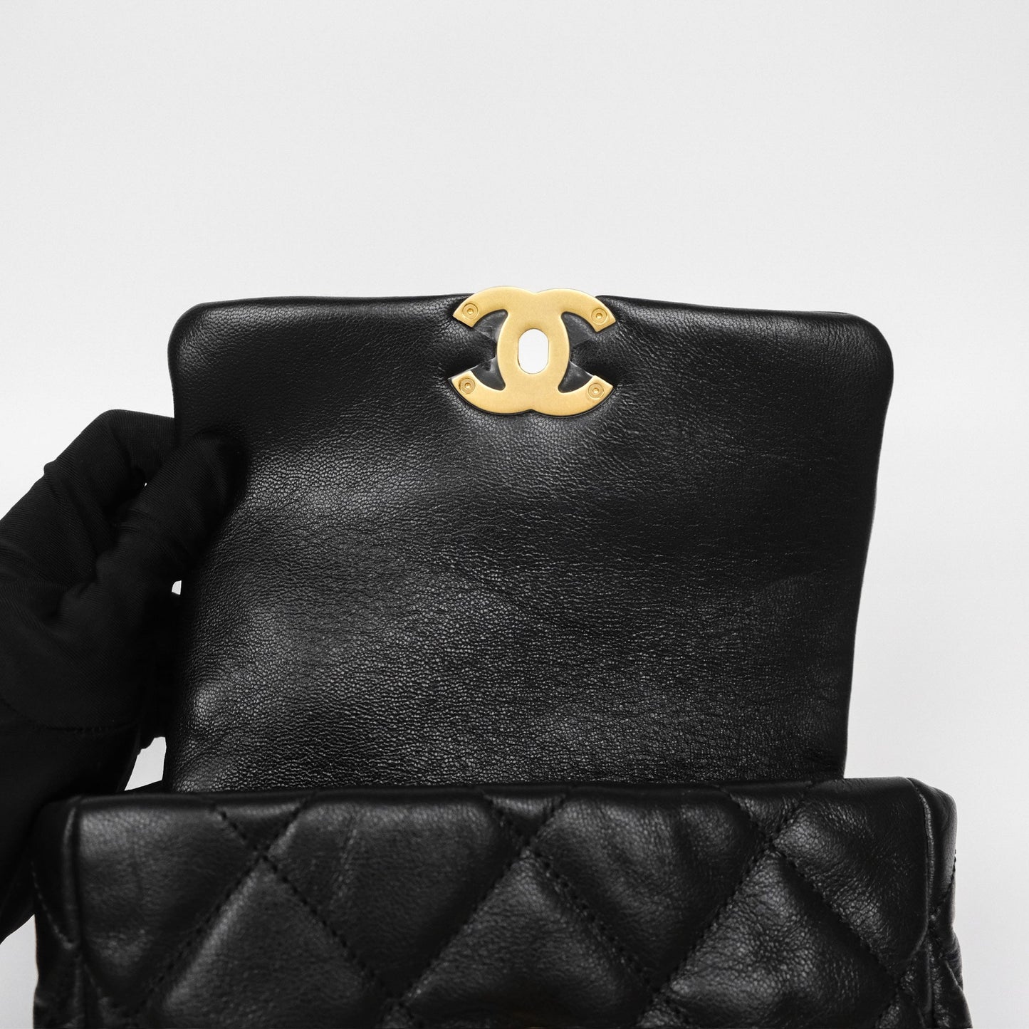 Chanel 19 Waist Bag Black Goatskin Mixed Hardware