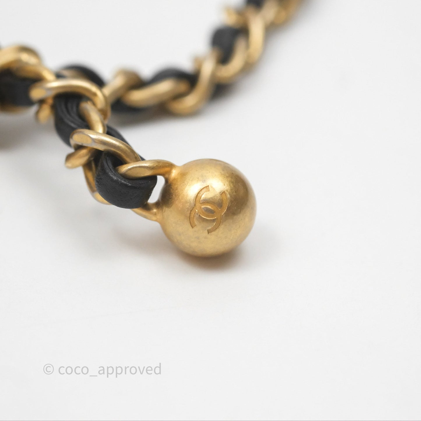 Chanel Quilted CC Pearl Crush Camera Case Black Lambskin Gold Hardware