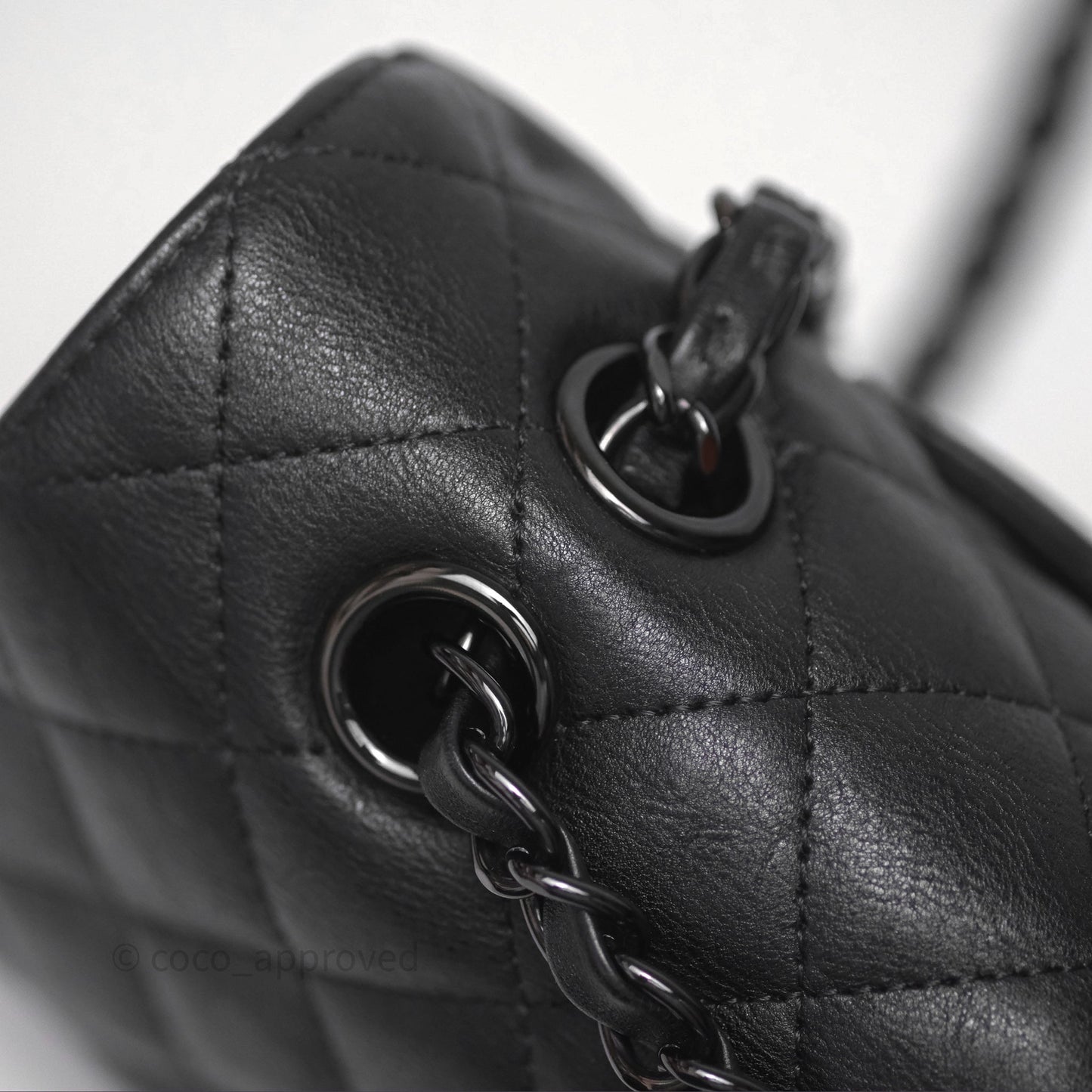 Chanel Classic Quilted M/L Medium Double Flap So Black Calfskin