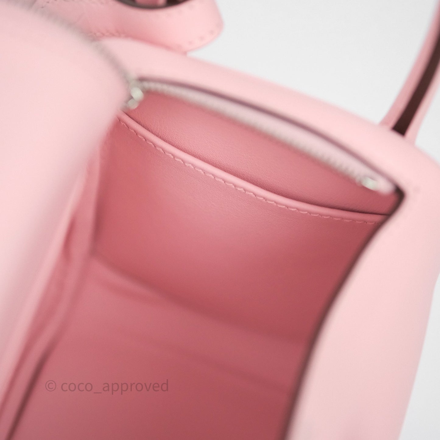 Hermès Mini Lindy II 20 Rose Sakura 3Q Swift Palladium Hardware