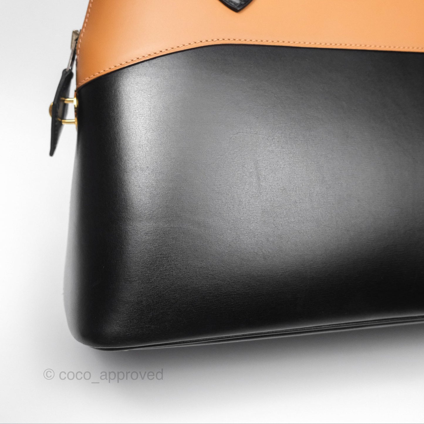 Hermès Bolide 31 Noir 89 / Natural Box Leather Gold Hardware