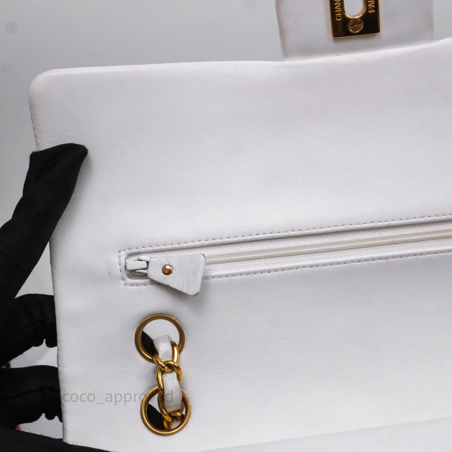 Chanel Classic Vintage Double Flap M/L White Lambskin 24K Gold Hardware