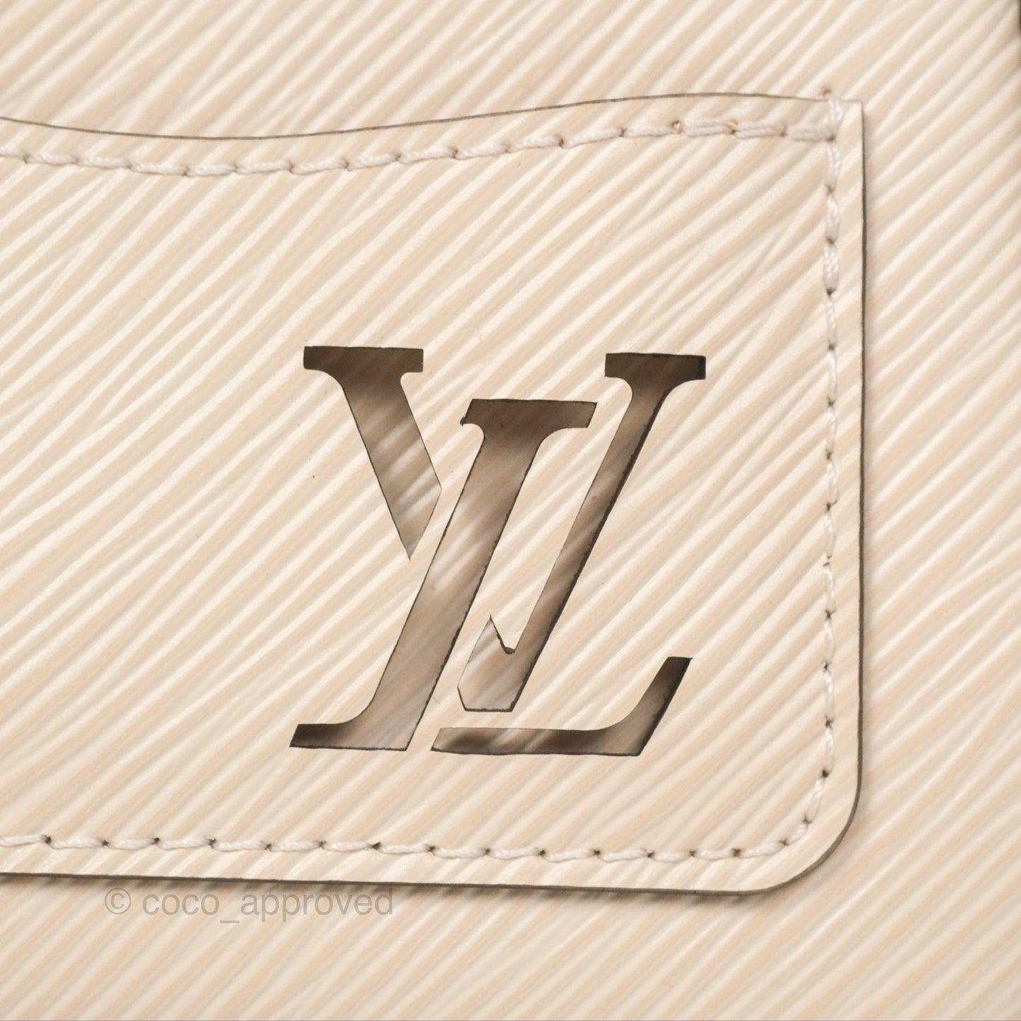 Louis Vuitton Marellini Quartz Silver Hardware