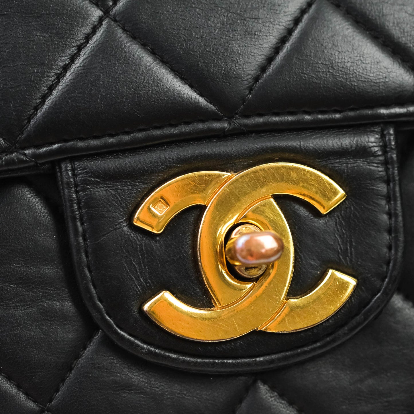 Chanel Vintage Jumbo Single Flap Black Lambskin 24K Gold Hardware