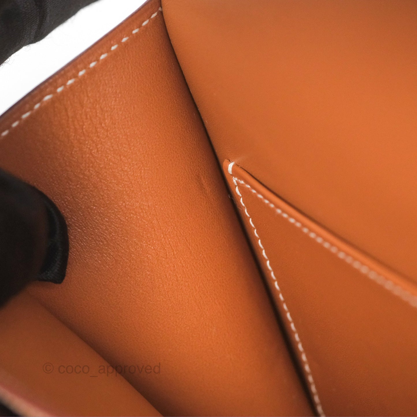 Hermès Constance Mini 18 Gold Epsom Gold Hardware