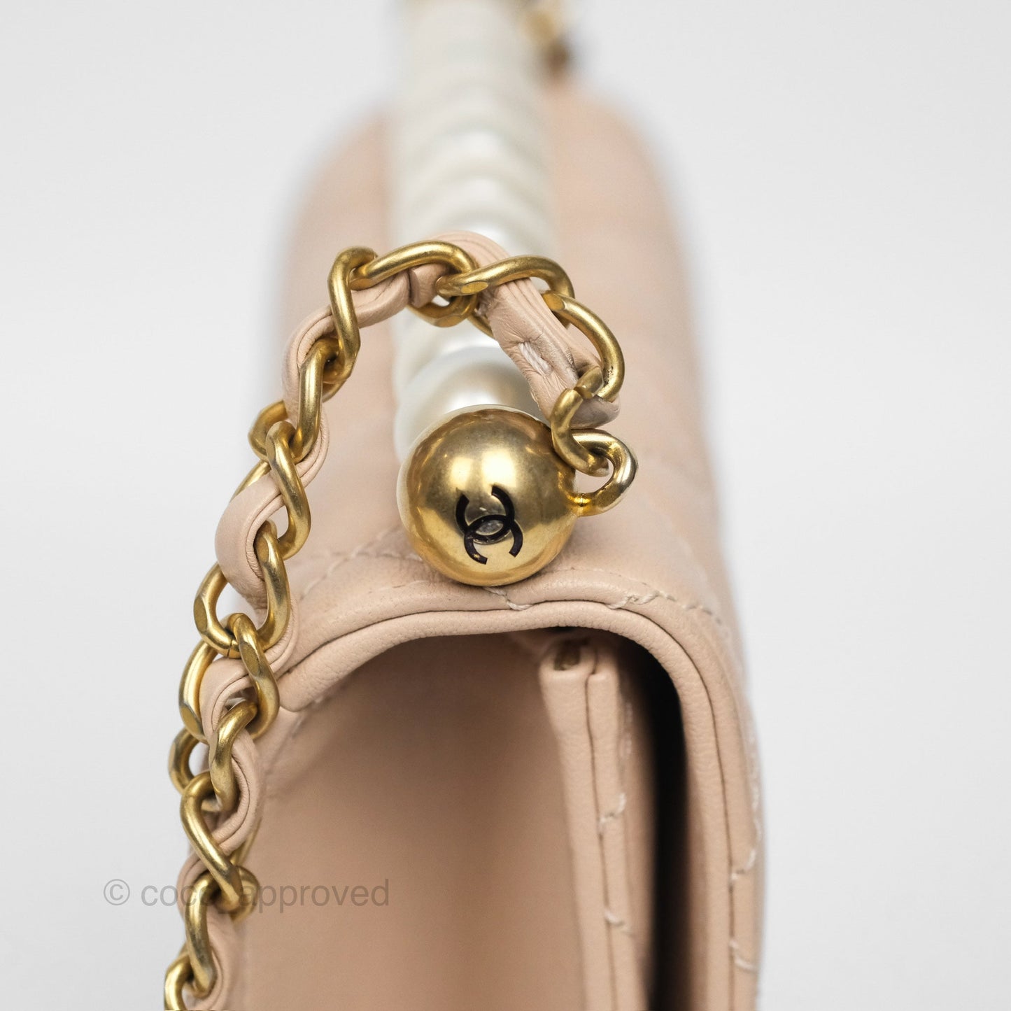 Chanel Quilted Chic Pearls Flap Beige Pink Goatskin Aged Gold Hardware