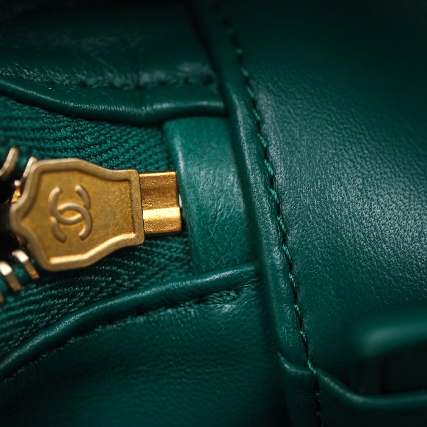 Chanel Small Vanity Case Green Shearling Aged Gold Hardware 22A