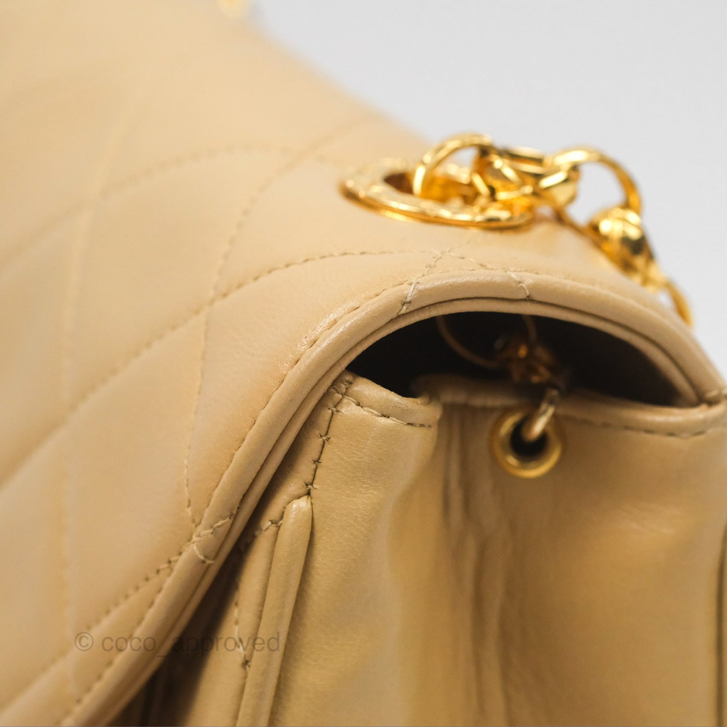 Chanel Vintage Flap Bag Beige Lambskin Gold Hardware