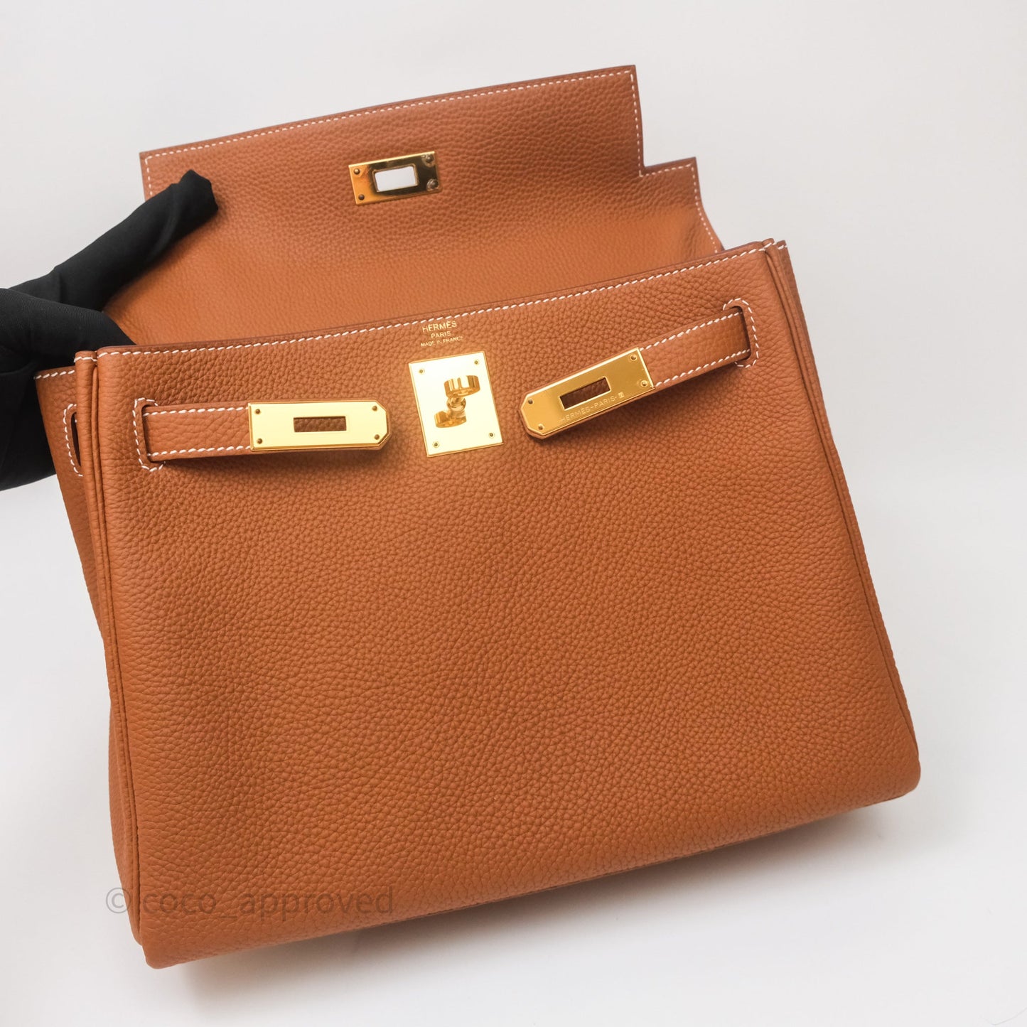 Hermes Kelly 28 Gold Togo Gold Hardware