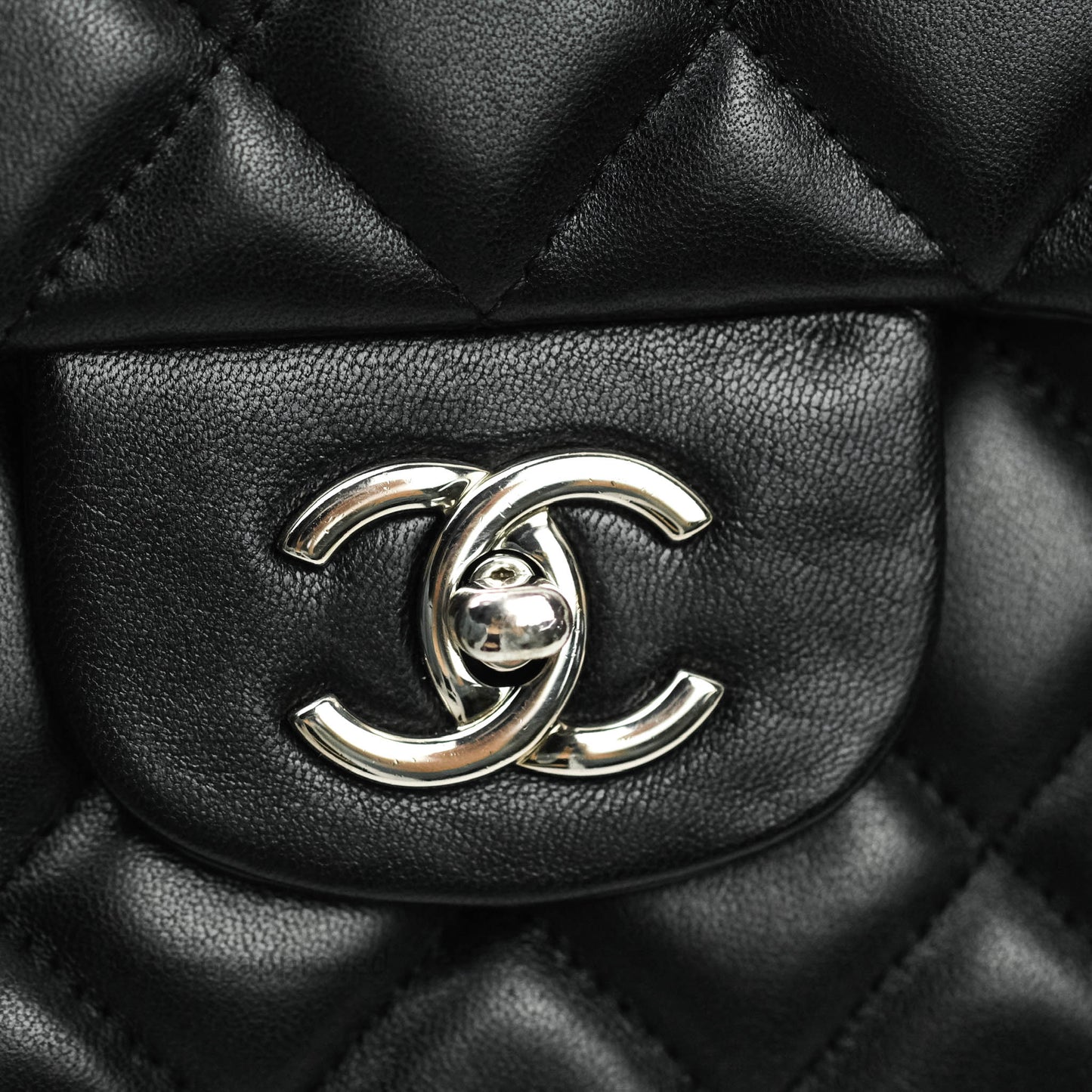 Chanel Jumbo Single Flap Black Lambskin Silver Hardware⁣⁣