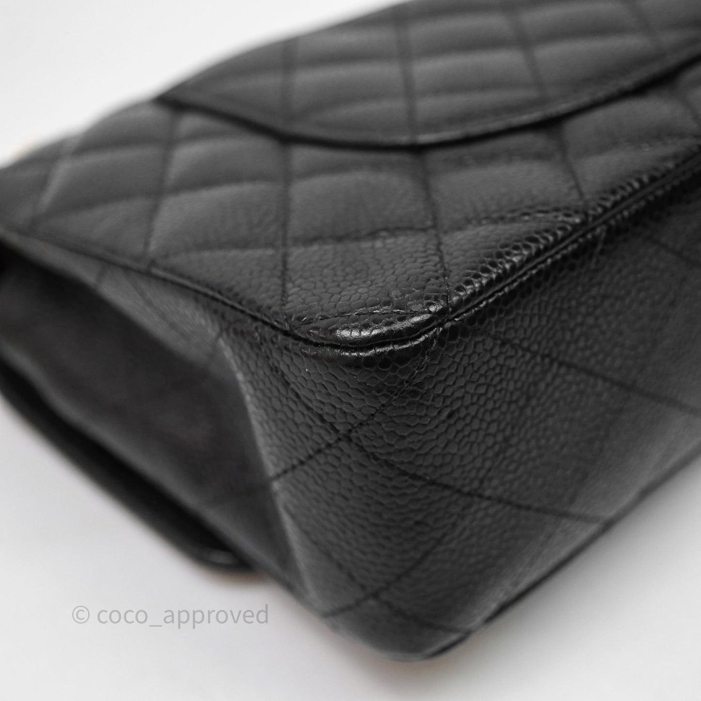 Chanel Classic M/L Medium Flap Quilted Black Caviar Gold Hardware