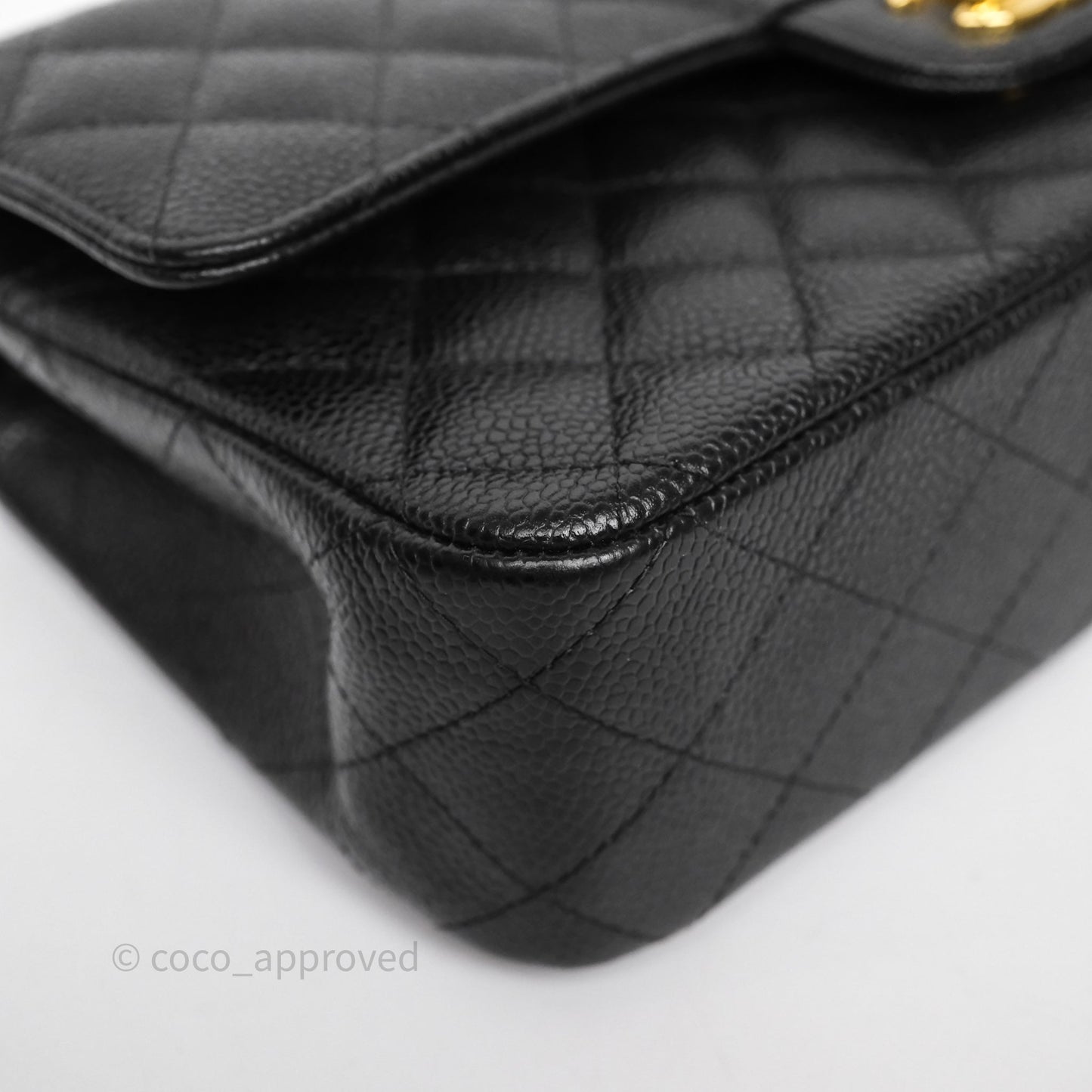 Chanel Classic M/L Medium Flap Quilted Black Caviar Gold Hardware