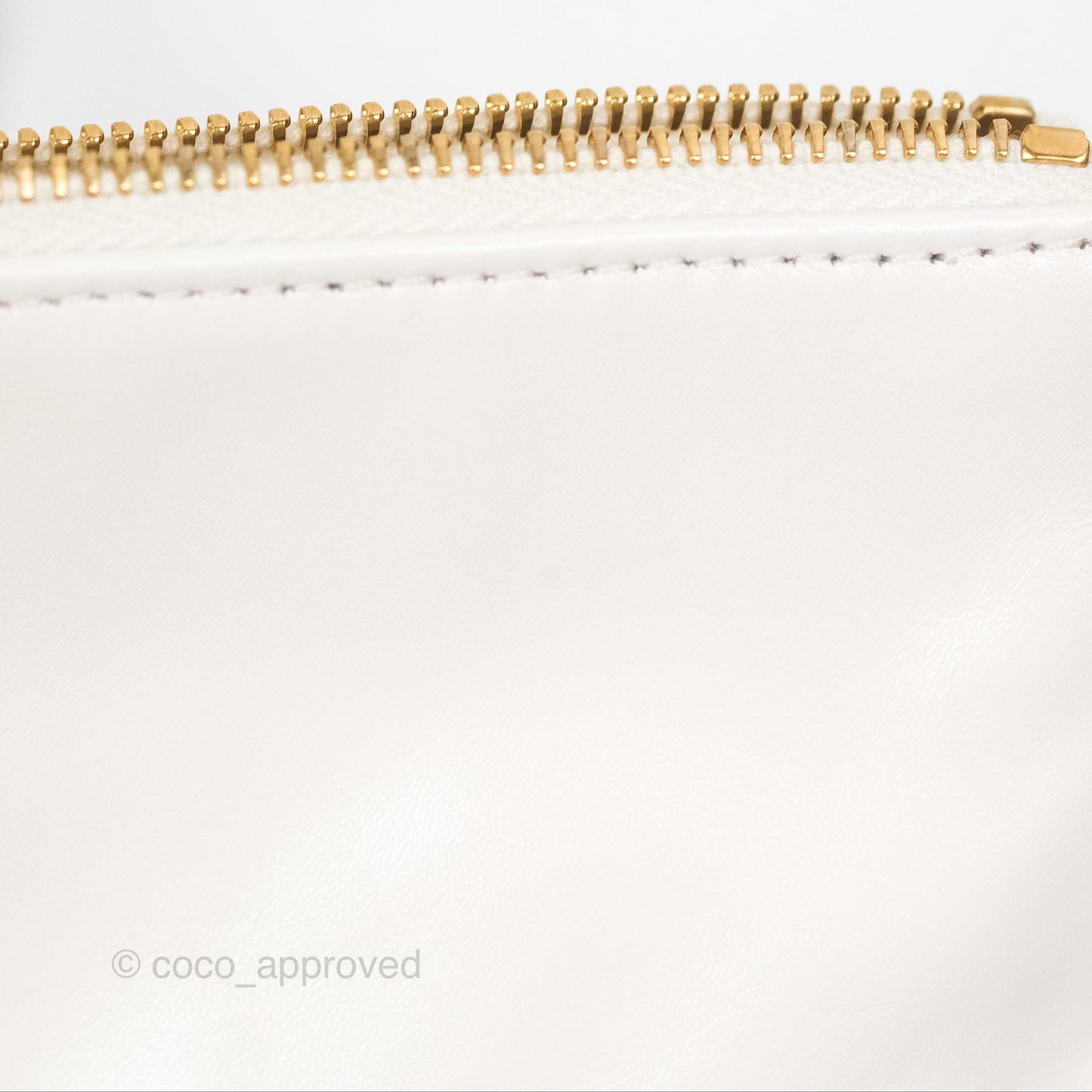 Chanel 22 Small White Shiny Calfskin Aged Gold Hardware