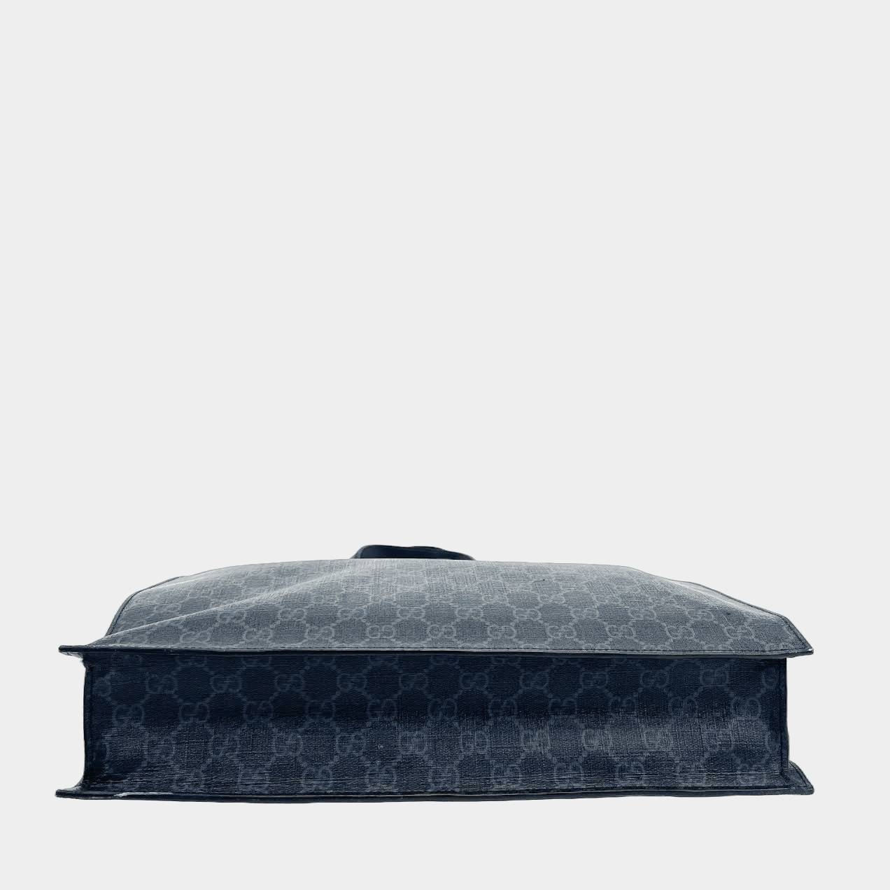 Luxury Gucci GG Canvas Blk Messenger - OUTLET ITEM FINAL SALE