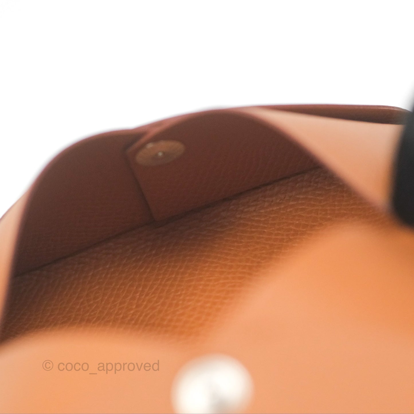 Hermès Calvi Card Holder Gold Epsom