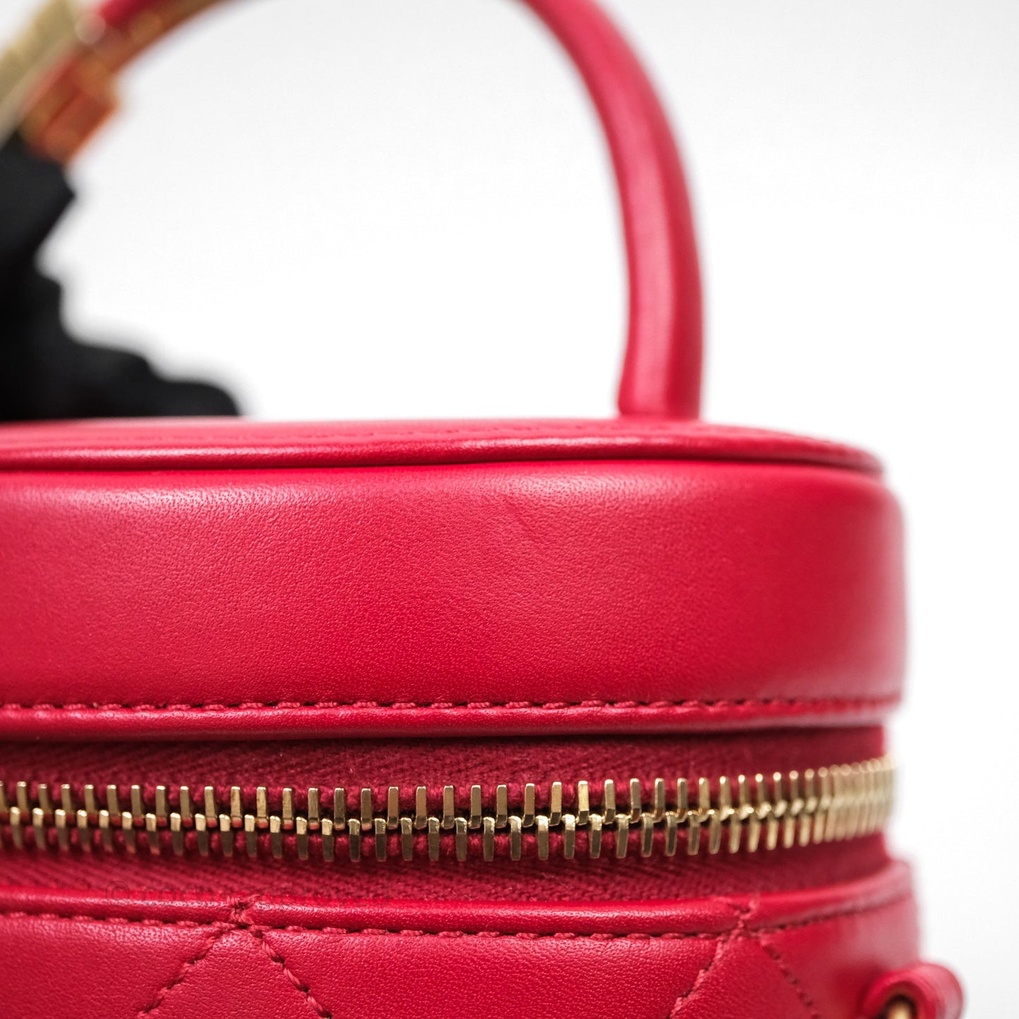 Chanel CC Vanity Case Red Calfskin Aged Gold Hardware