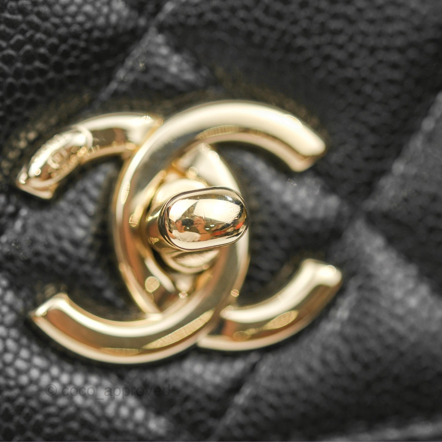 Chanel Quilted Medium Business Affinity Flap Black Caviar Gold Hardware