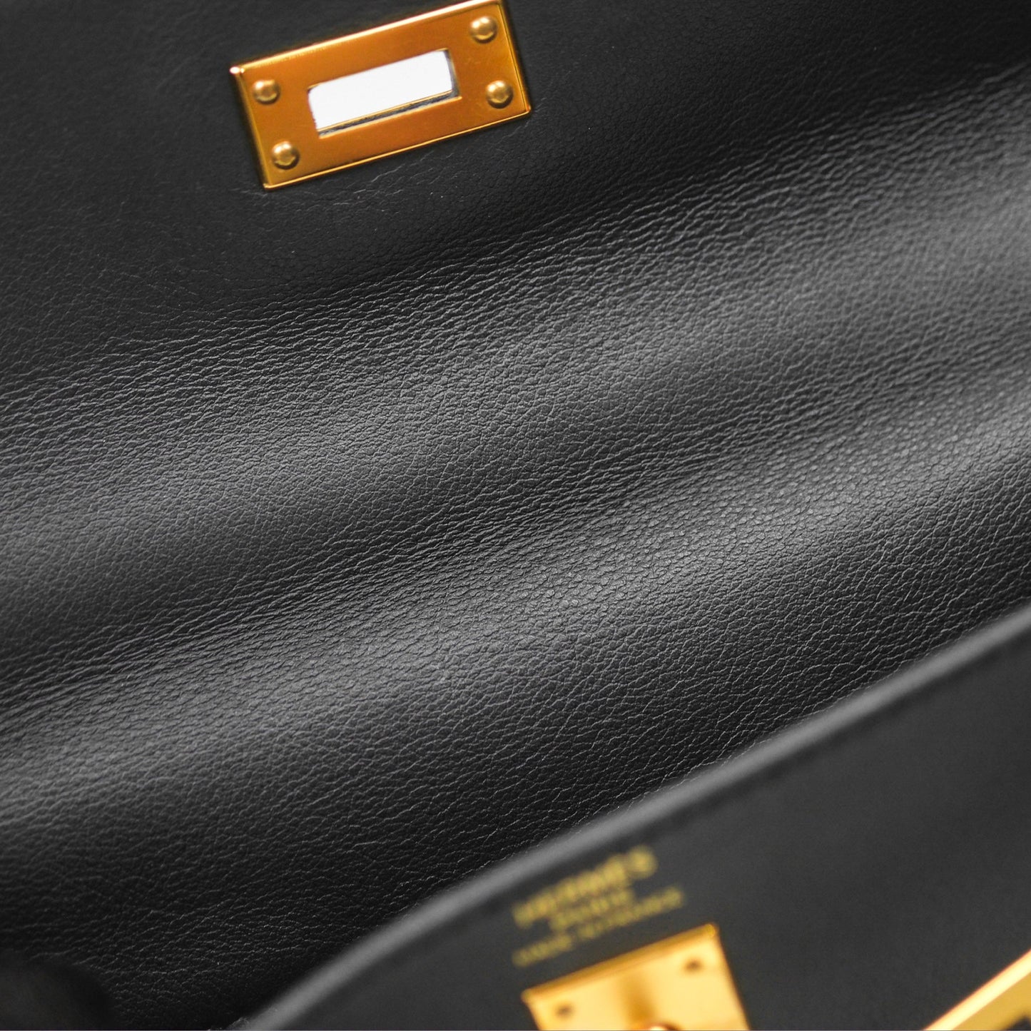 Hermès Retourne Kelly 25 Black Noir 89 Swift Gold Hardware