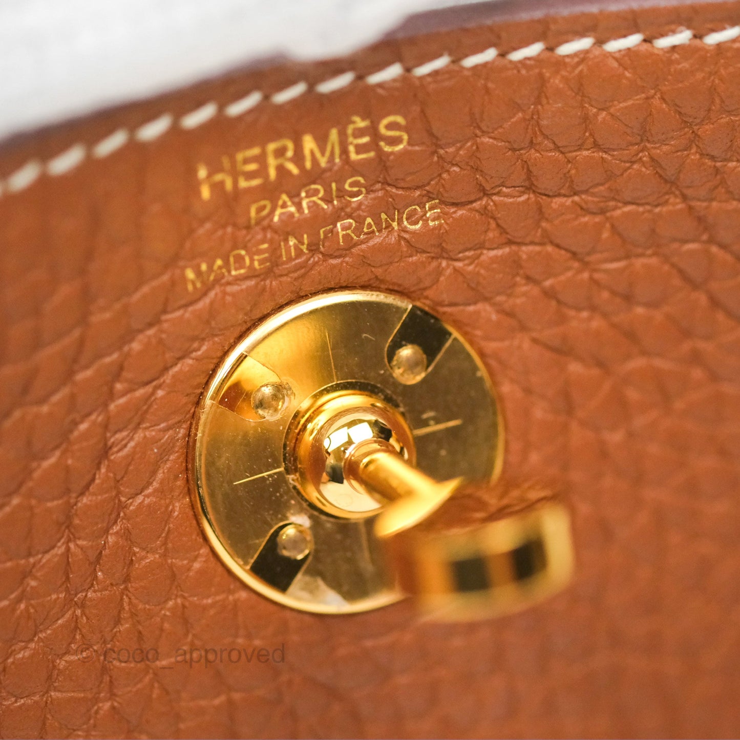 Hermès Mini Lindy 20 Gold Clemence Gold Hardware