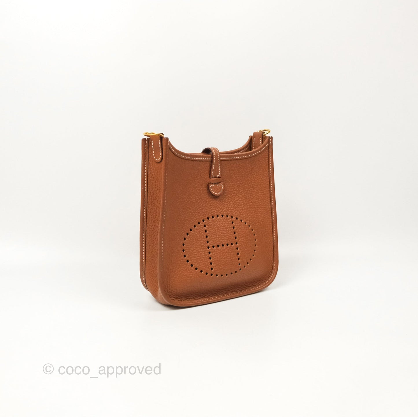 Hermès Mini Evelyne 16 Gold Clemence Gold Hardware