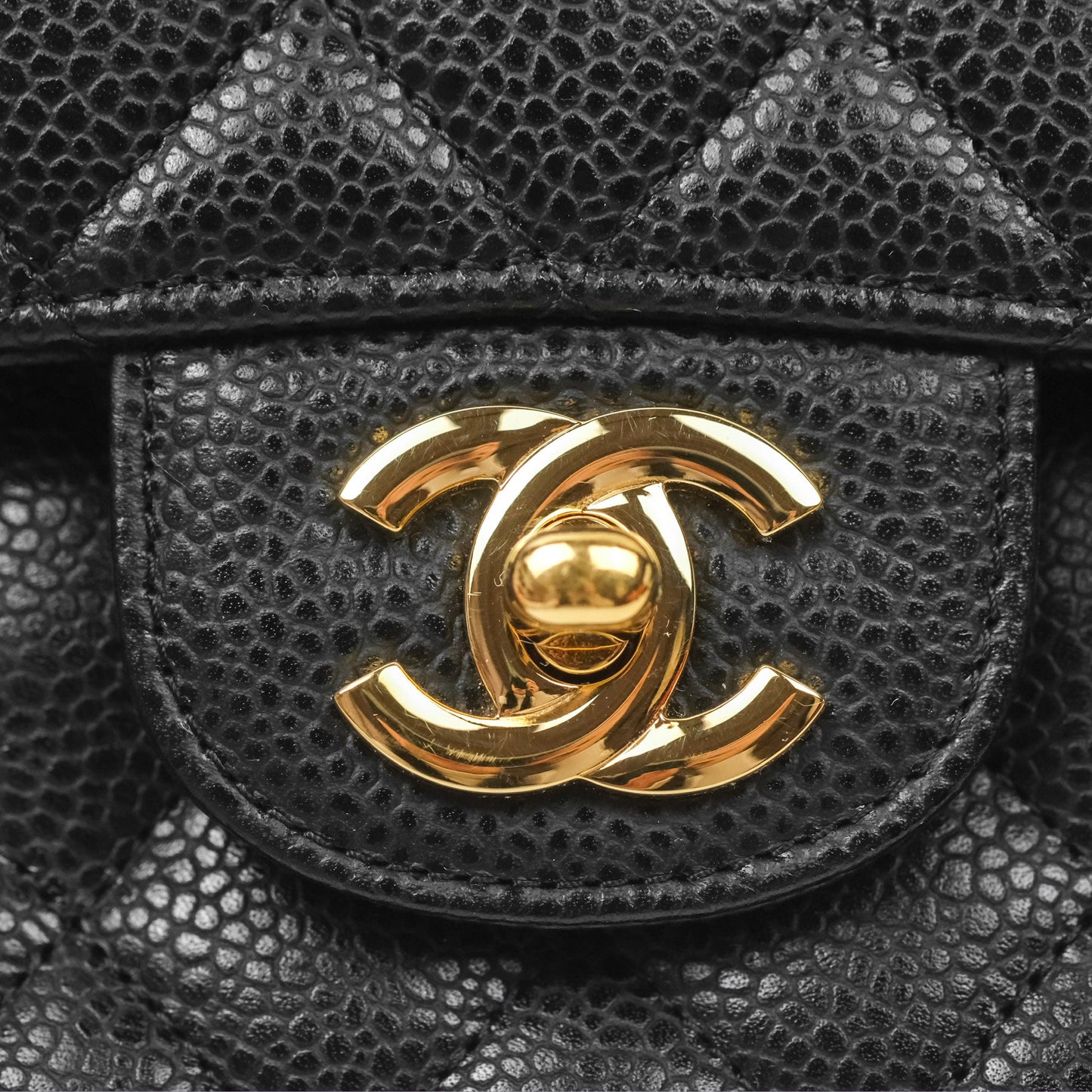 Chanel Classic M/L Medium Flap Quilted Black Caviar Gold Hardware