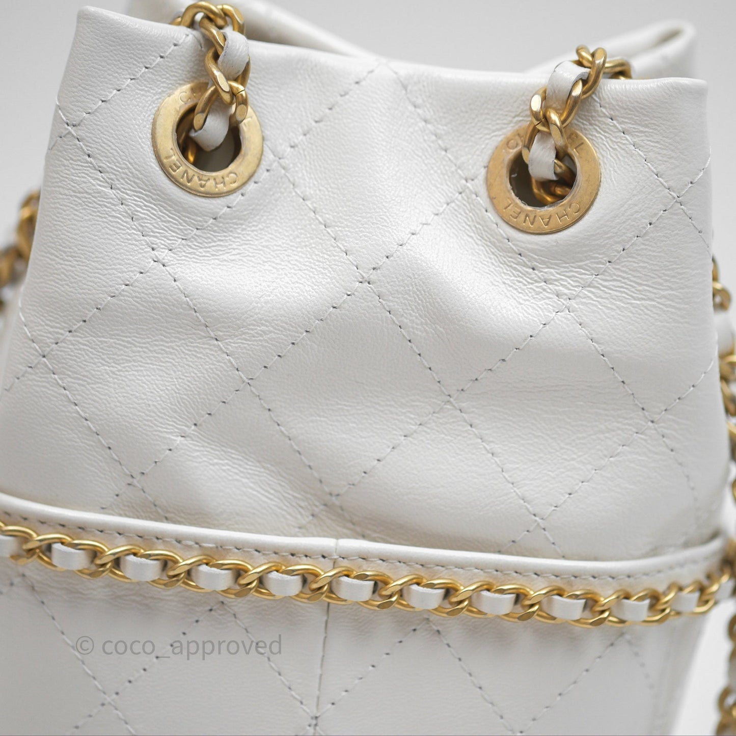 Chanel Mini Bucket Bag White Shiny Lambskin Aged Gold Hardware 25C