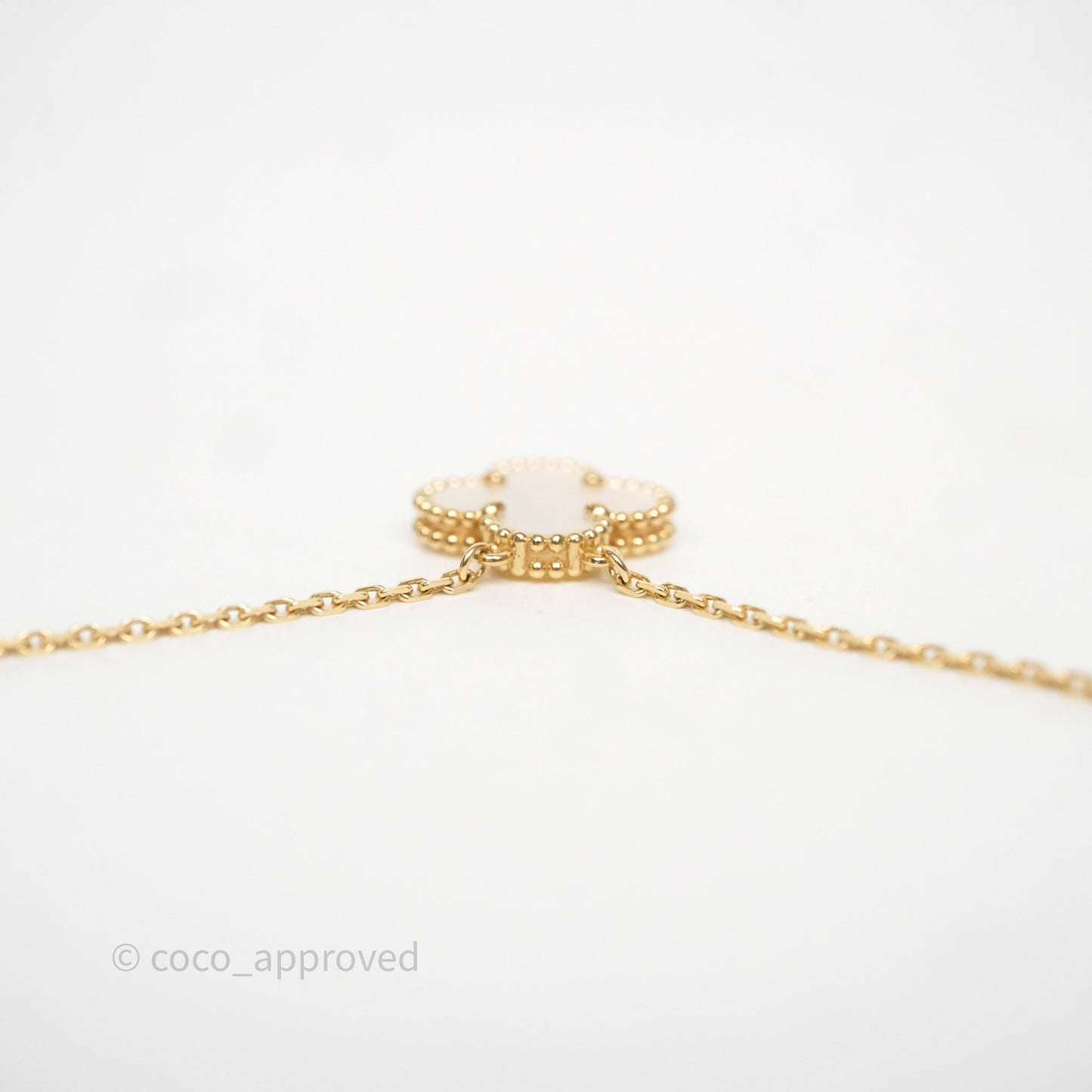 Van Cleef & Arpels Vintage Alhambra Pendant Necklace White Mother-of-pearl Yellow Gold
