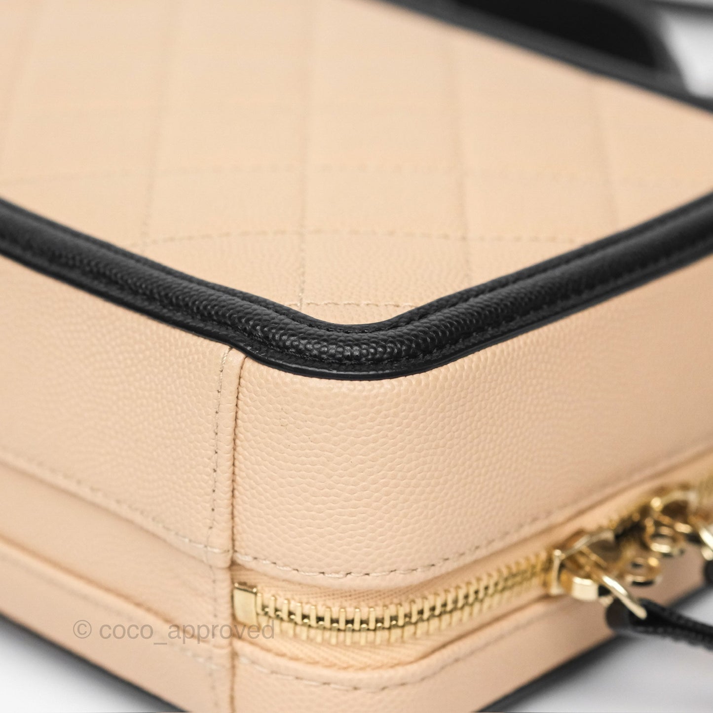 Chanel Quilted Small CC Filigree Vanity Case Black Beige Caviar Gold Hardware