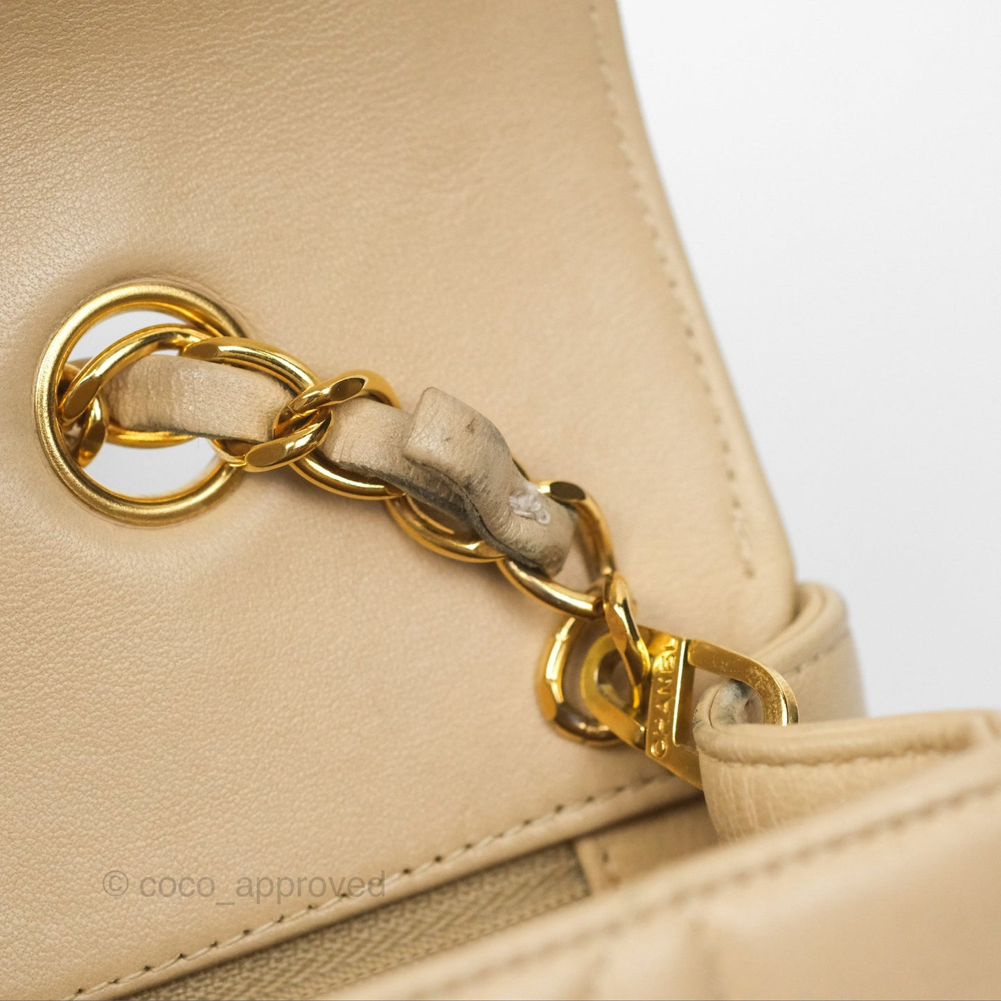 Chanel Vintage Small Quilted Classic Diana Flap Bag Beige Lambskin 24K Gold Hardware