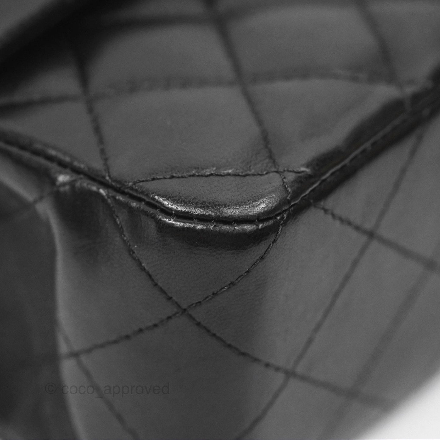 Chanel Classic M/L Medium Flap Quilted Black Lambskin Gold Hardware