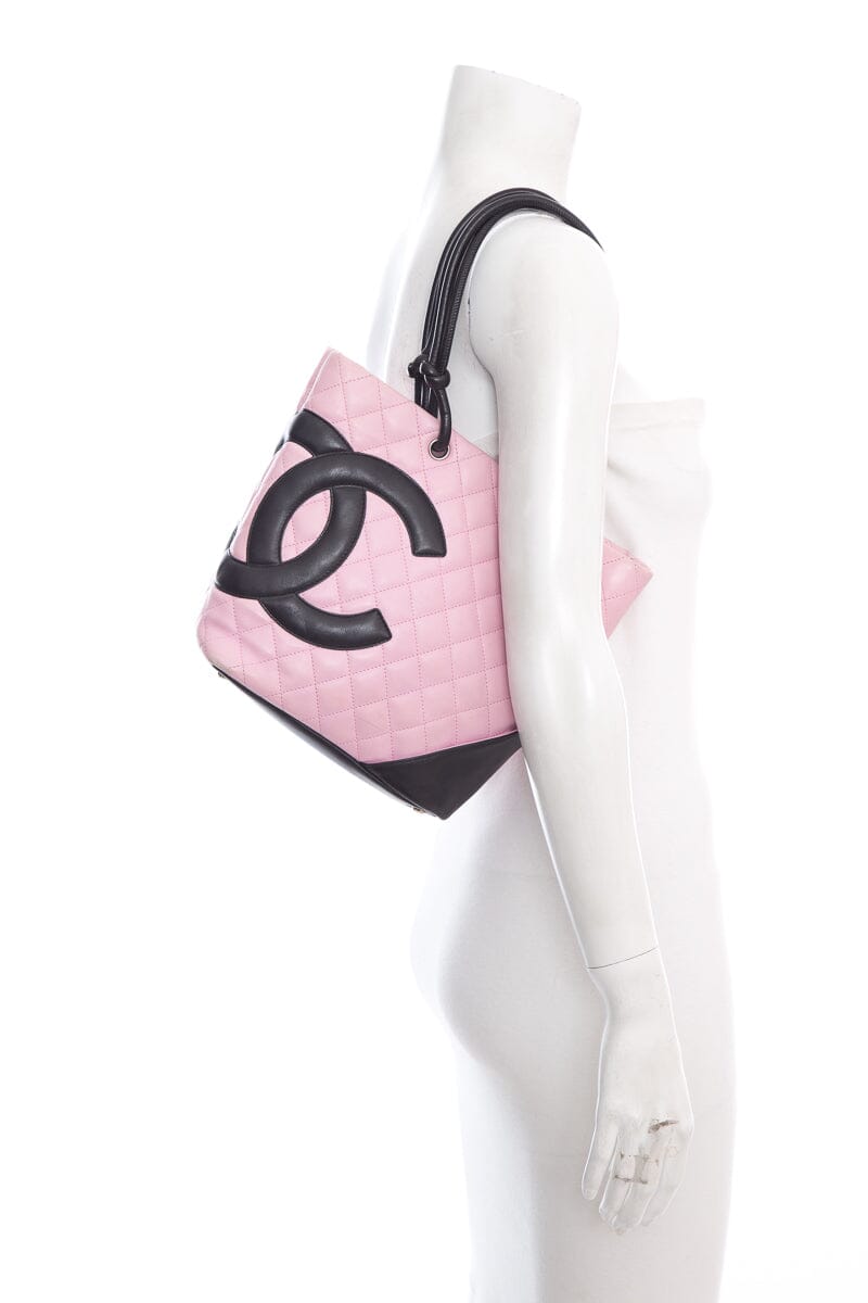 Luxury Chanel Vintage Pink and Black Small Linge Cambon Handbag