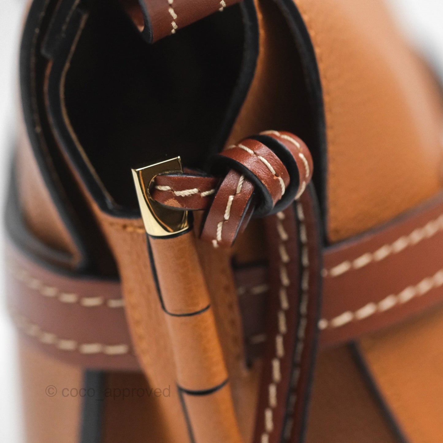 Loewe Small Gate Bag Grained Calfskin in Tan