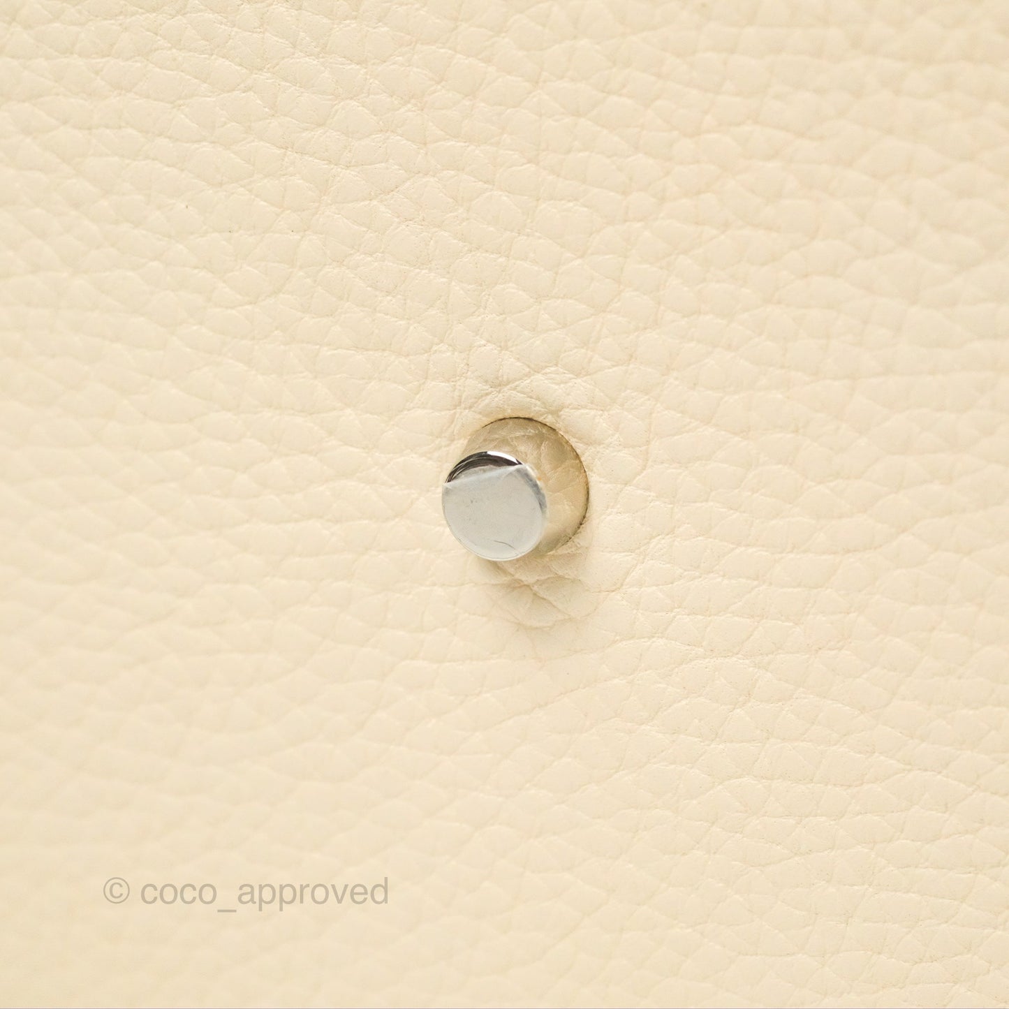 Hermès Lindy 26 Nata Taurillon Clemence Silver Hardware