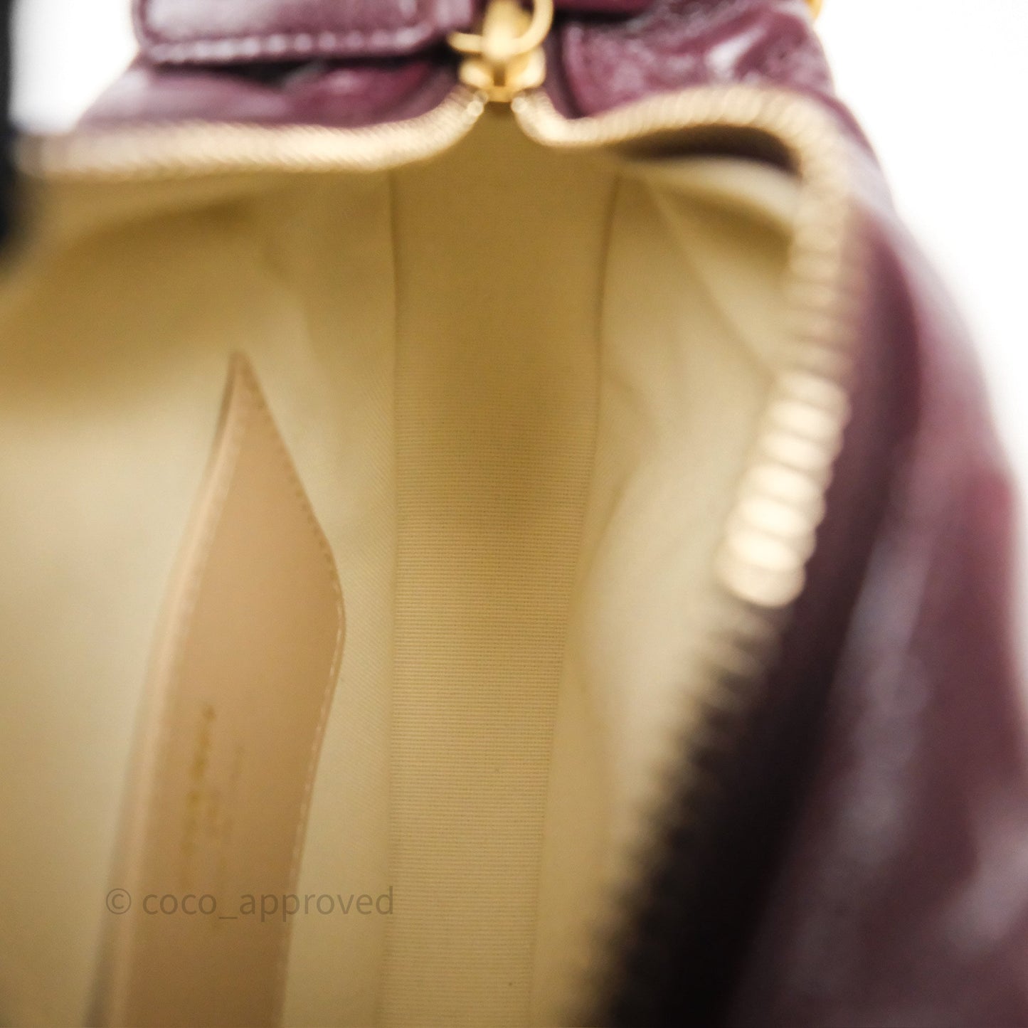 Chanel Mini Hobo Pouch Dark Burgundy Shiny Crumpled Calfskin Aged Gold Hardware