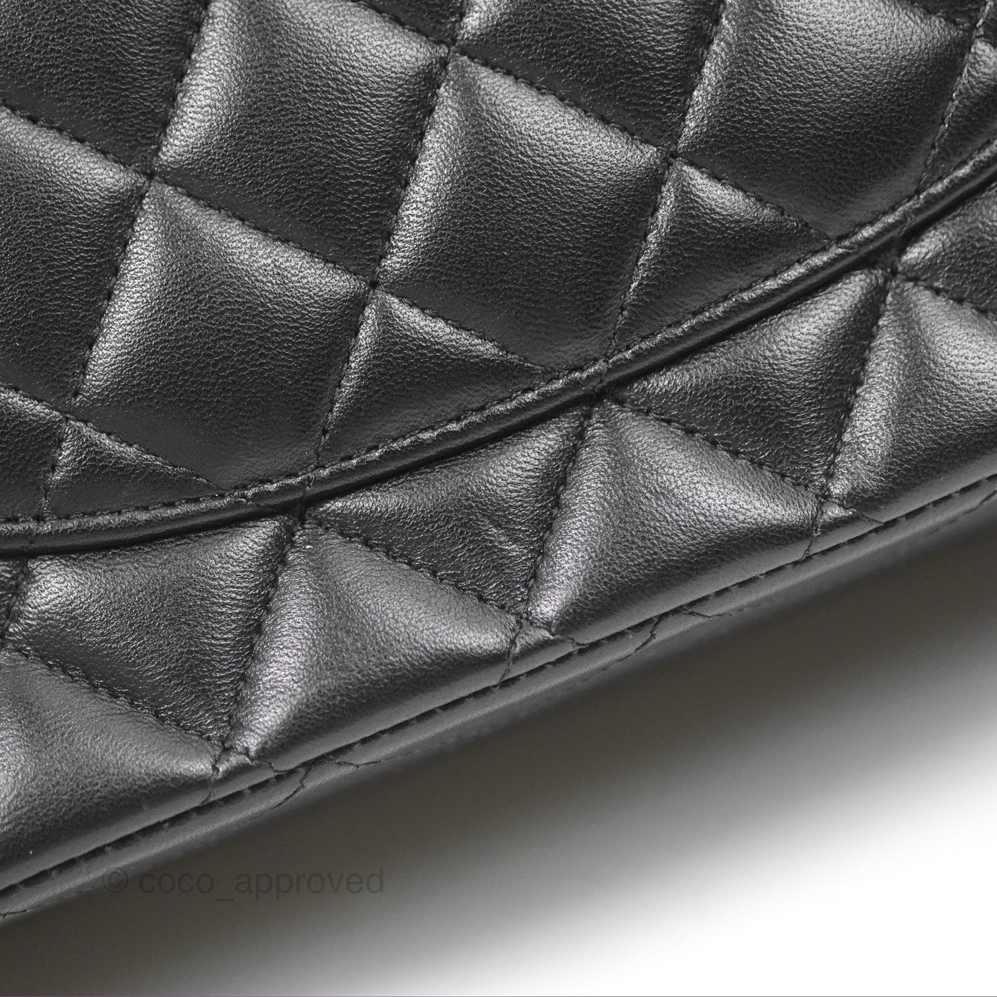 Chanel Classic M/L Medium Flap Quilted Black Lambskin Gold Hardware