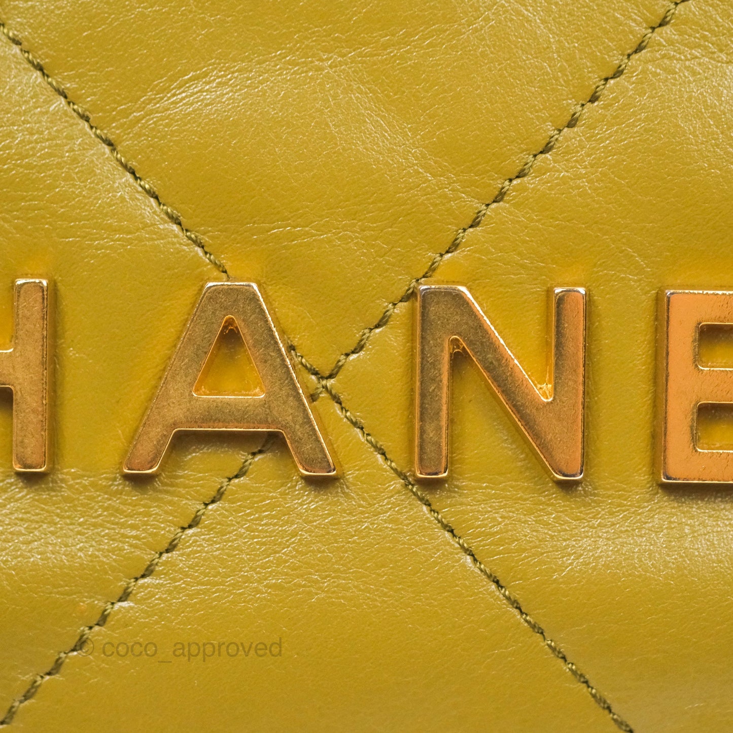 Chanel 22 Mini Bag Olive Shiny Crumpled Calfskin Aged Gold Hardware