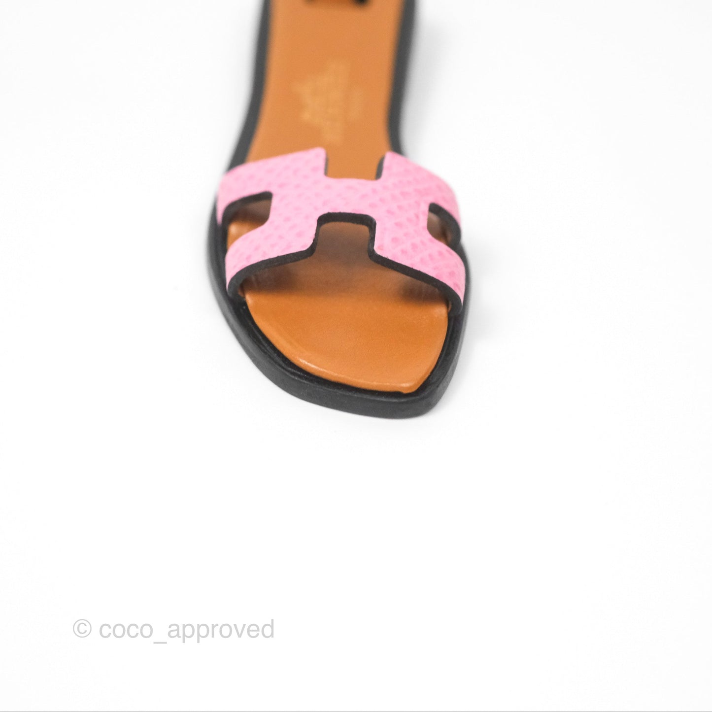 Hermès Oran Nano Charm Epsom Pink / Naturel Sable / Noir