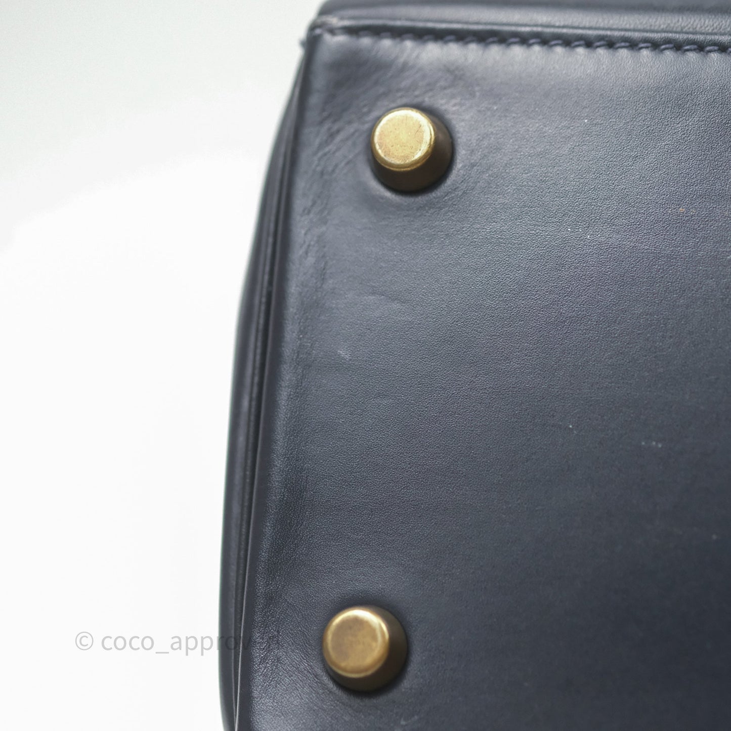 Hermès Vintage Kelly 28 Retourn Navy Box Leather Gold Hardware